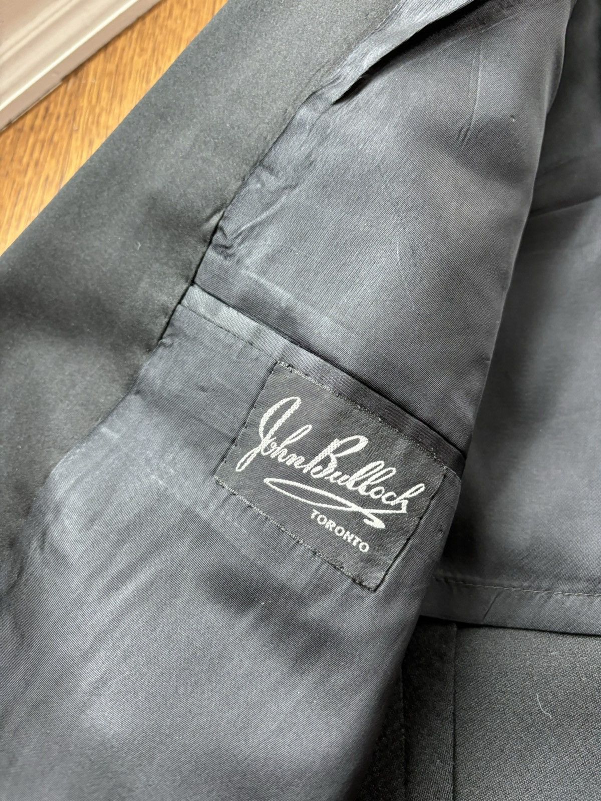 Vintage 1970s Two Piece Suit Vintage Suspender Pants Satin Lapel Size 50R - 4 Thumbnail