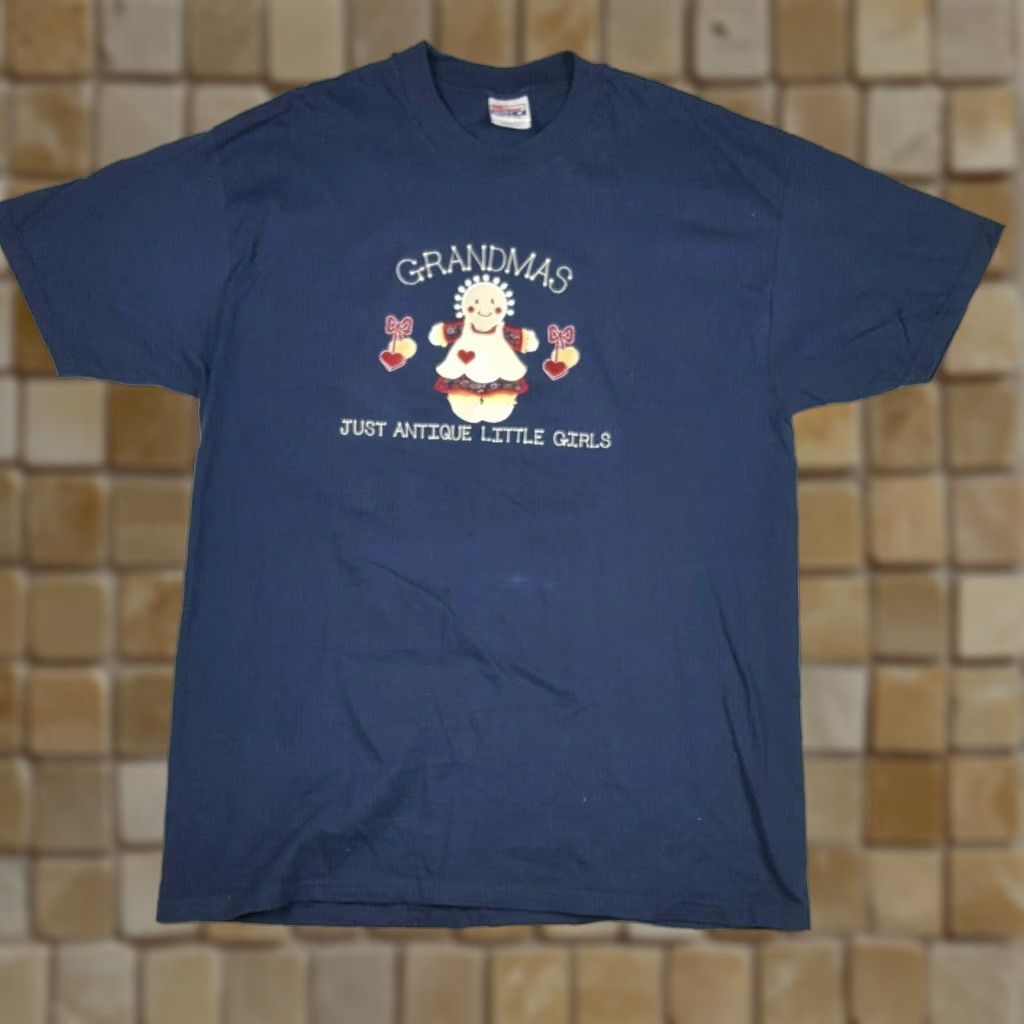 Hanes VINTAGE Grandma Tee Navy Blue XL Hanes T-Shirt Men Embroidered 90s Retro Cute Crew Neck Short Sleeve Graphic Print Size US XL / EU 56 / 4 - 1 Thumbnail
