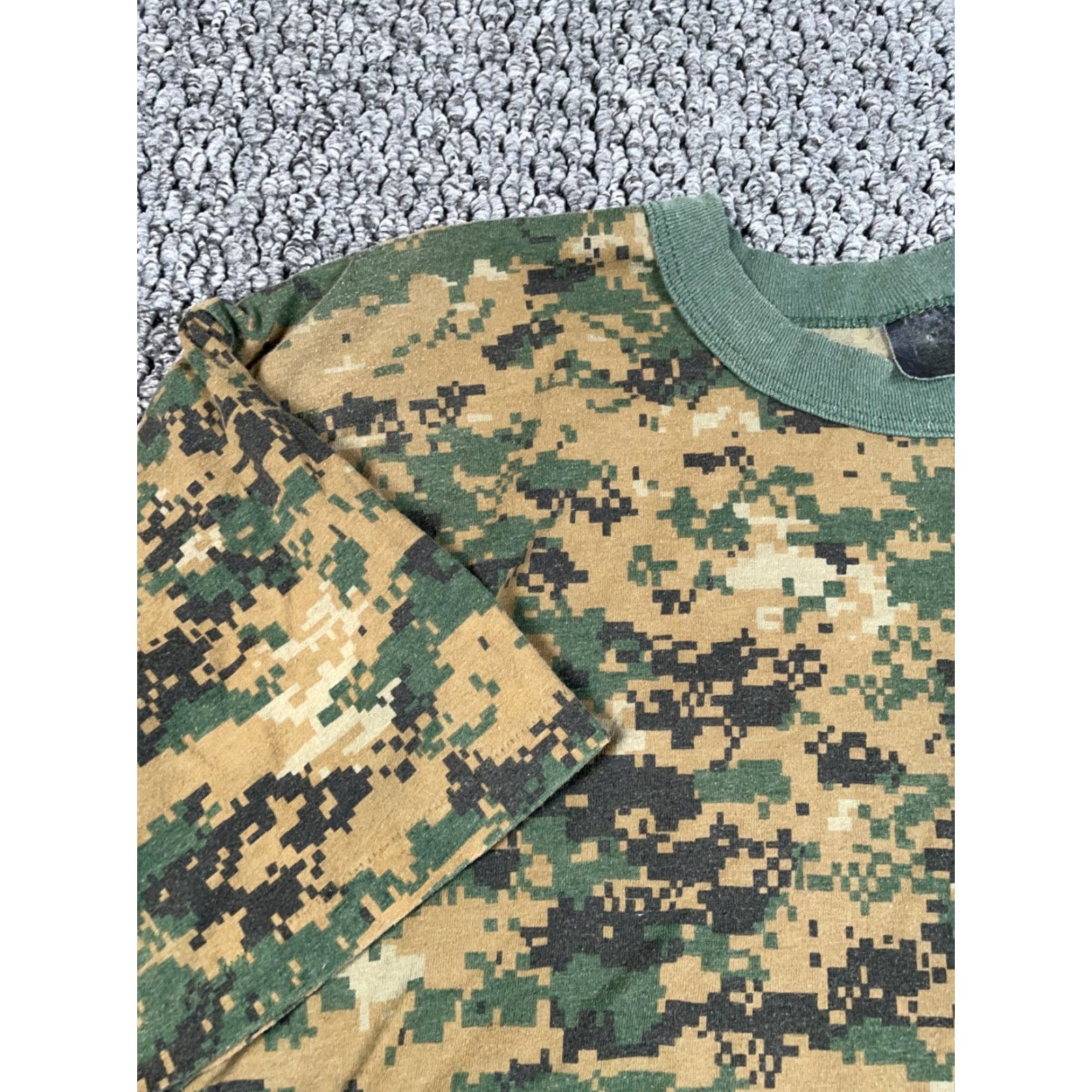 Vintage VINTAGE Digital Camouflage Shirt Adult 2XL Brown Green Camo 80s Military Mens Size US XXL / EU 58 / 5 - 4 Thumbnail