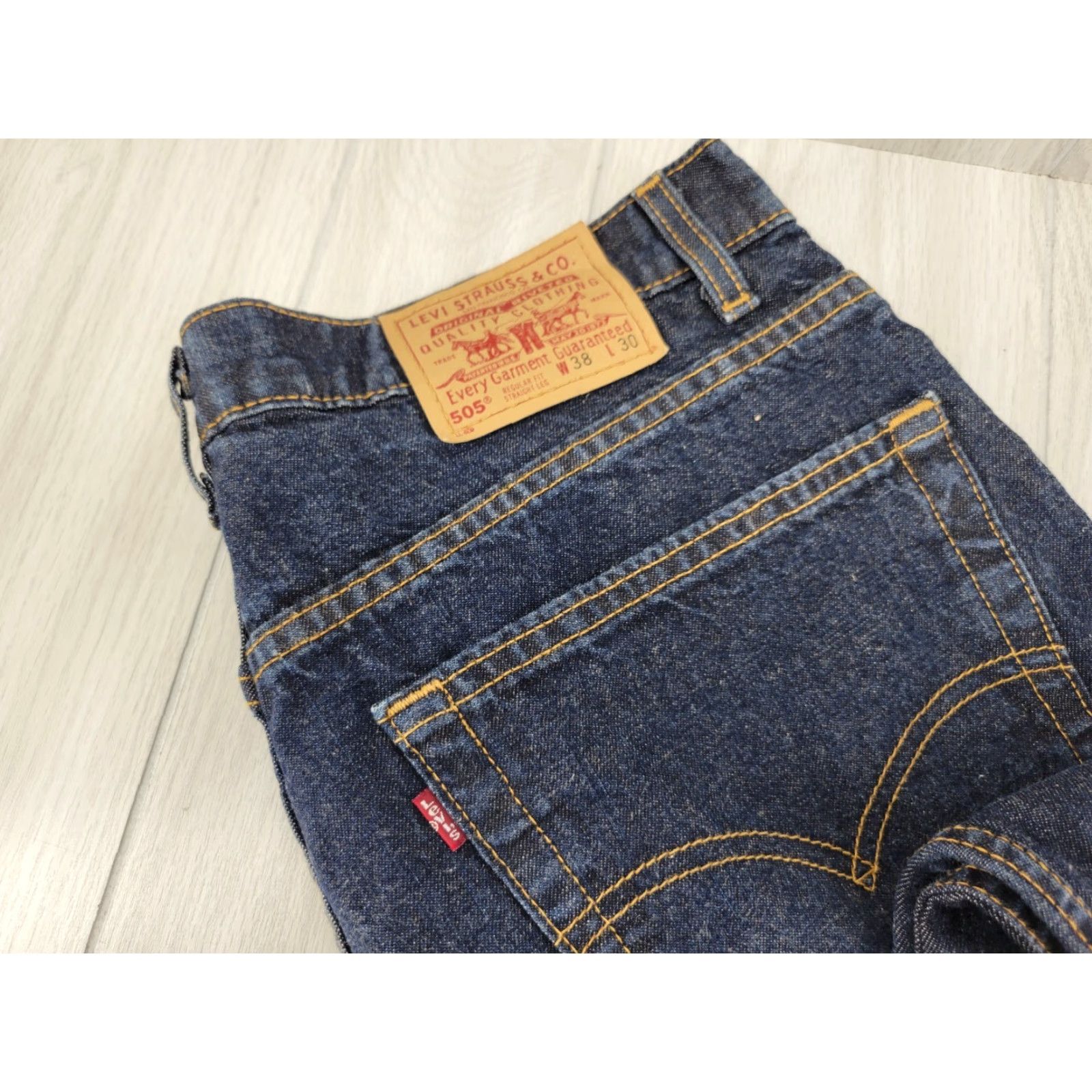Levi's Levi's 505 Jeans Denim Blue Dark Wash Straight Leg 38 x 30 Mens Regular XS? Size US 38 / EU 54 - 3 Thumbnail