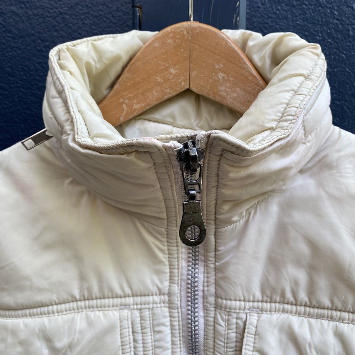 Moschino Moschino multi Pocket Cargo Puffer Love Jacket Size US S / EU 44-46 / 1 - 4 Thumbnail