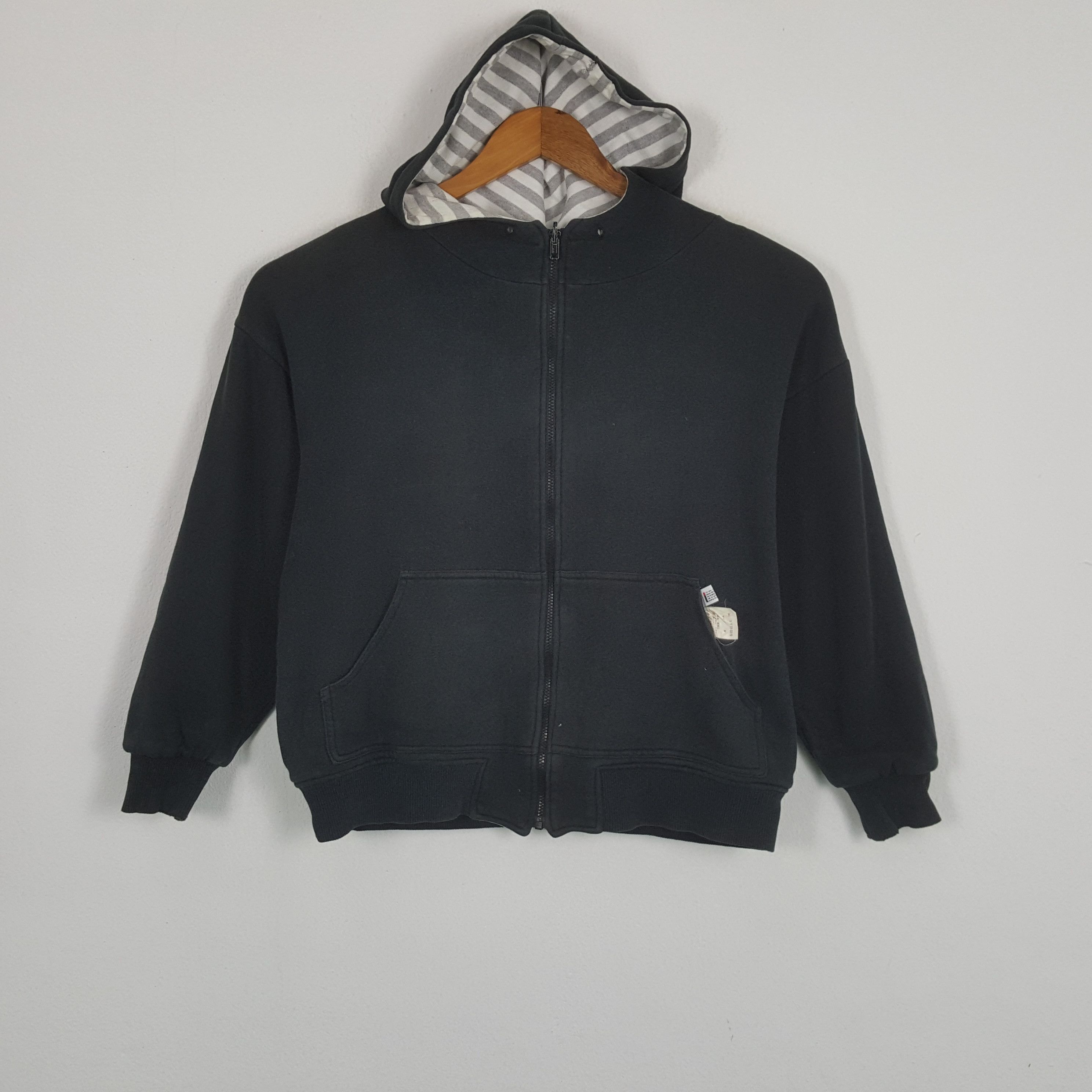 Issey Miyake Vintage I.S. ISSEY MIYAKE Japan Designer Reversible Hoodies Size US L / EU 52-54 / 3 - 3 Thumbnail