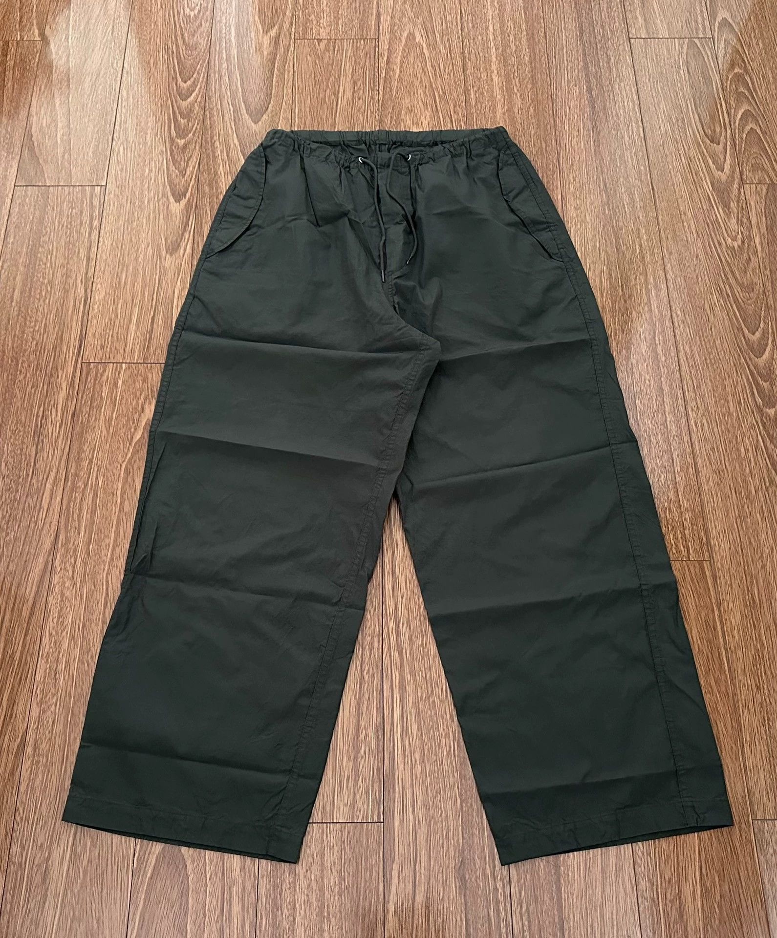 A.PRESSE A.PRESSE Silk Taffeta M51 25SS 99 New D.Green 1 (Fits L) Size US 32 / EU 48 - 1 Thumbnail