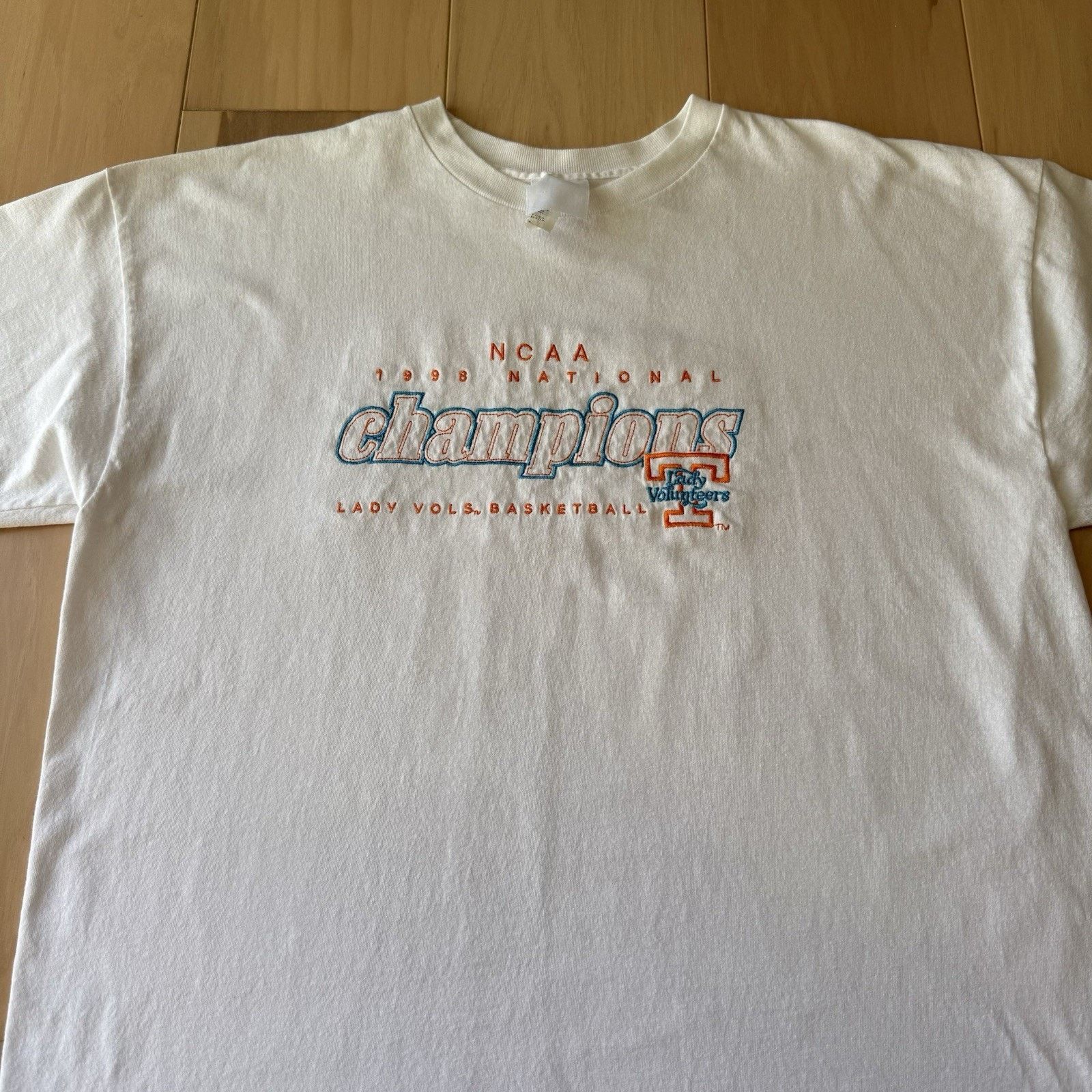 Vintage Vintage Tennessee Volunteers National Champions Shirt White Size US XL / EU 56 / 4 - 3 Thumbnail