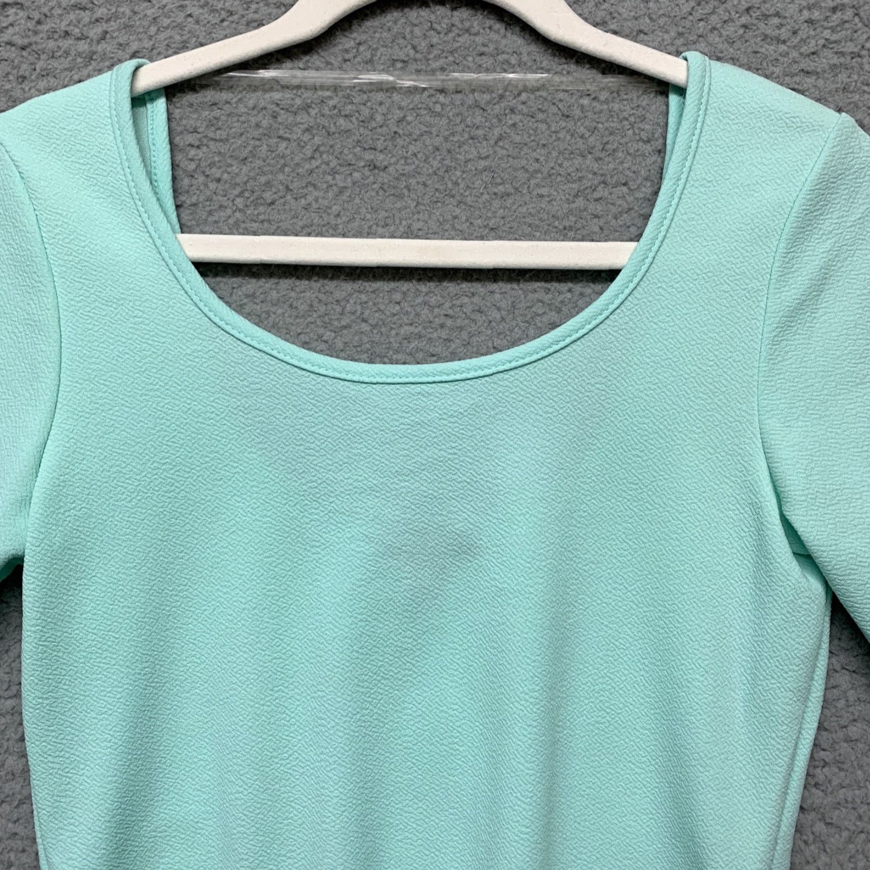 Vintage About A Girl Cropped Pullover Shirt Women L Mint Green USA Size L / US 10 / IT 46 - 2 Thumbnail