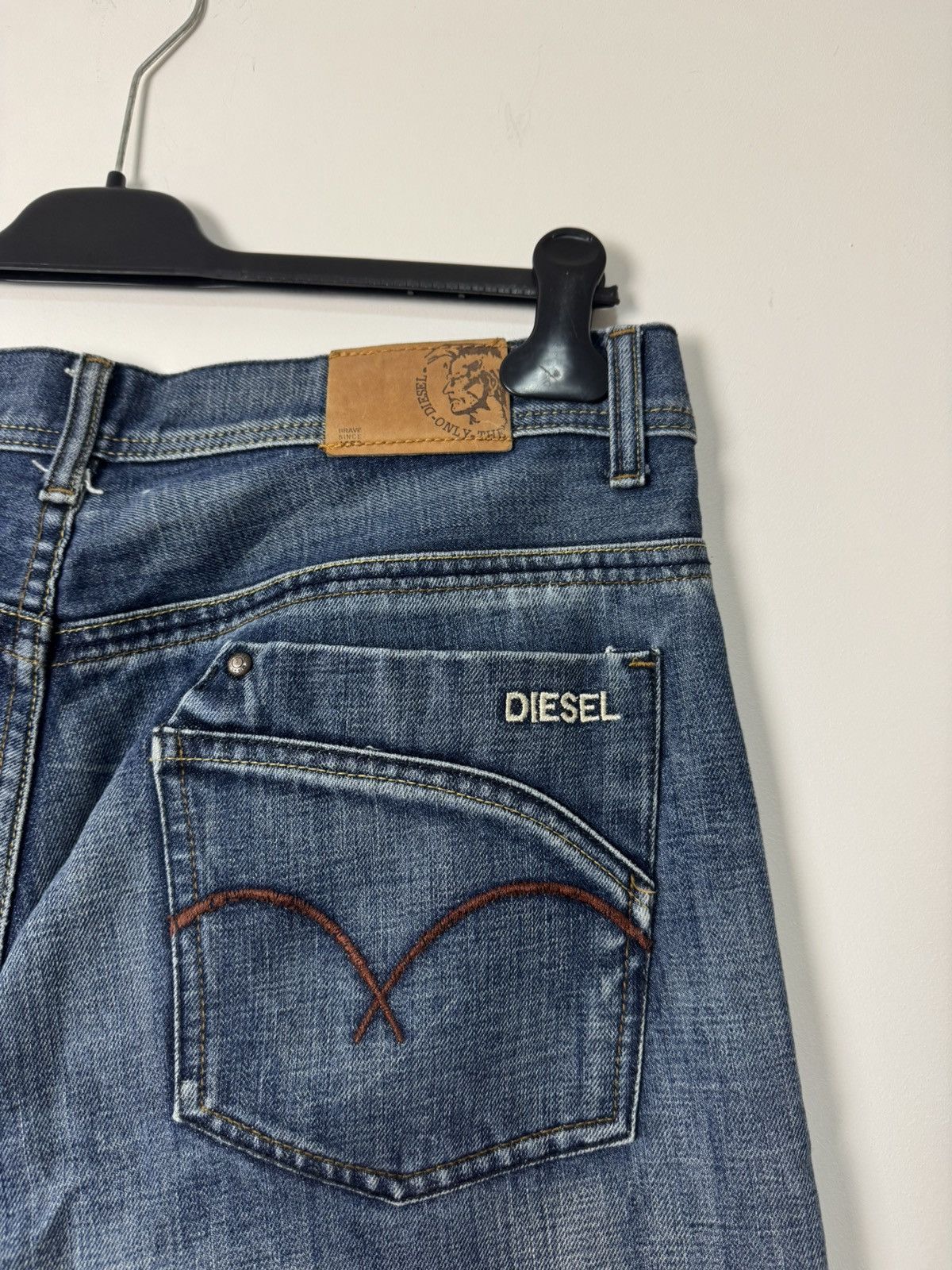Diesel Diesel Vintage Straight Fit Denim Jeans Made in Italy Size US 34 / EU 50 - 11 Thumbnail