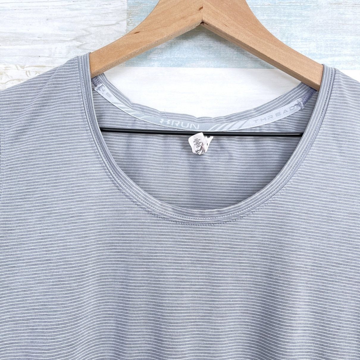 Under Armour Under Armour Streaker Short Sleeve Shirt Gray Womens Small Size S / US 4 / IT 40 - 2 Thumbnail
