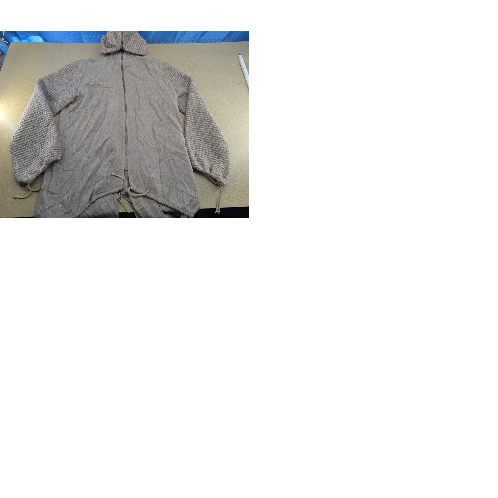 Vintage CANNISSE Jacket Hooded Womens Beige Mastic Size 40 Ladies LIVECHE Size S / US 4 / IT 40 - 9 Thumbnail