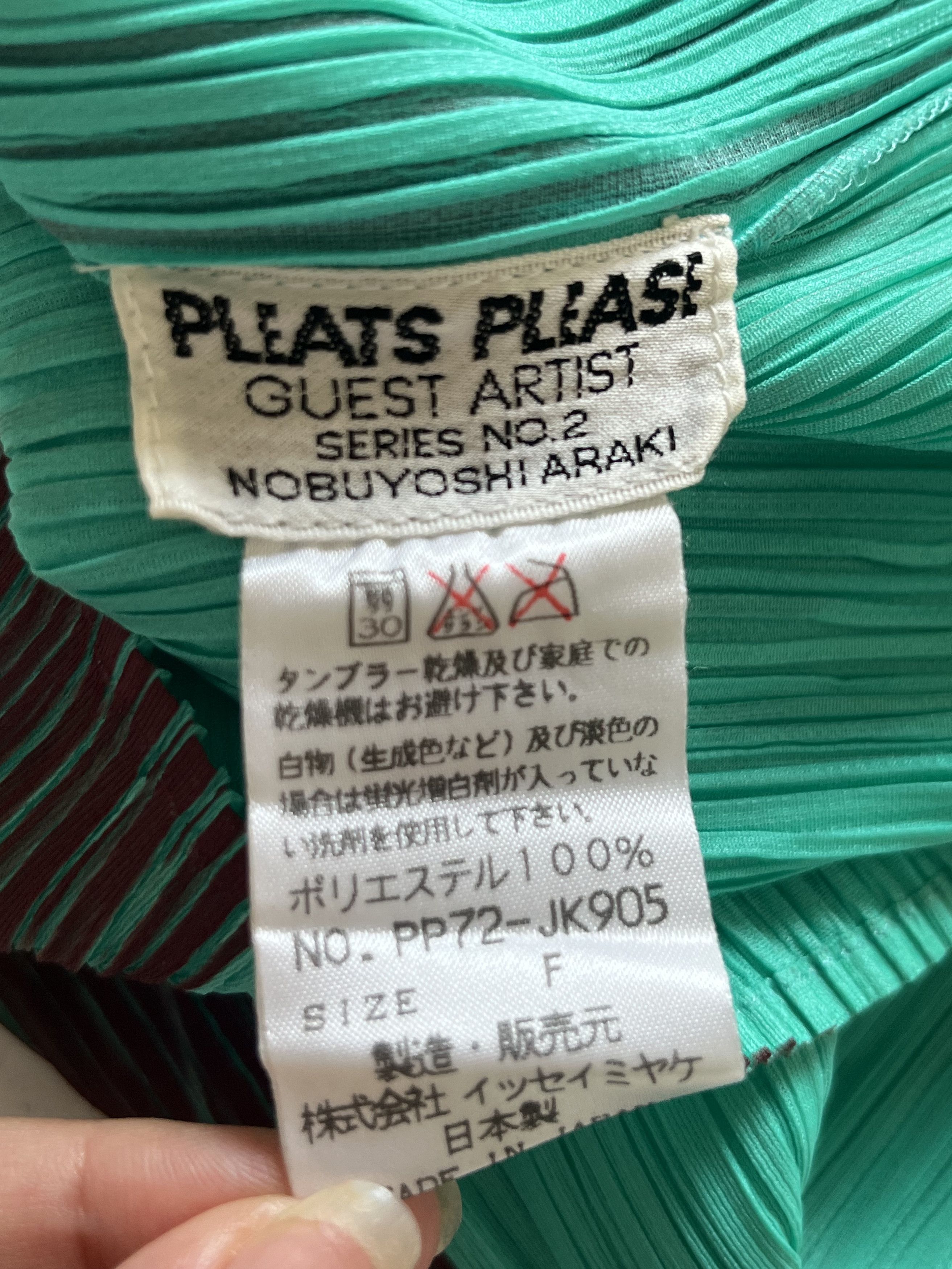 Issey Miyake Issey Miyake x Nobuyoshi Araki Pleats Please Top 1997 Size US S / EU 44-46 / 1 - 6 Thumbnail