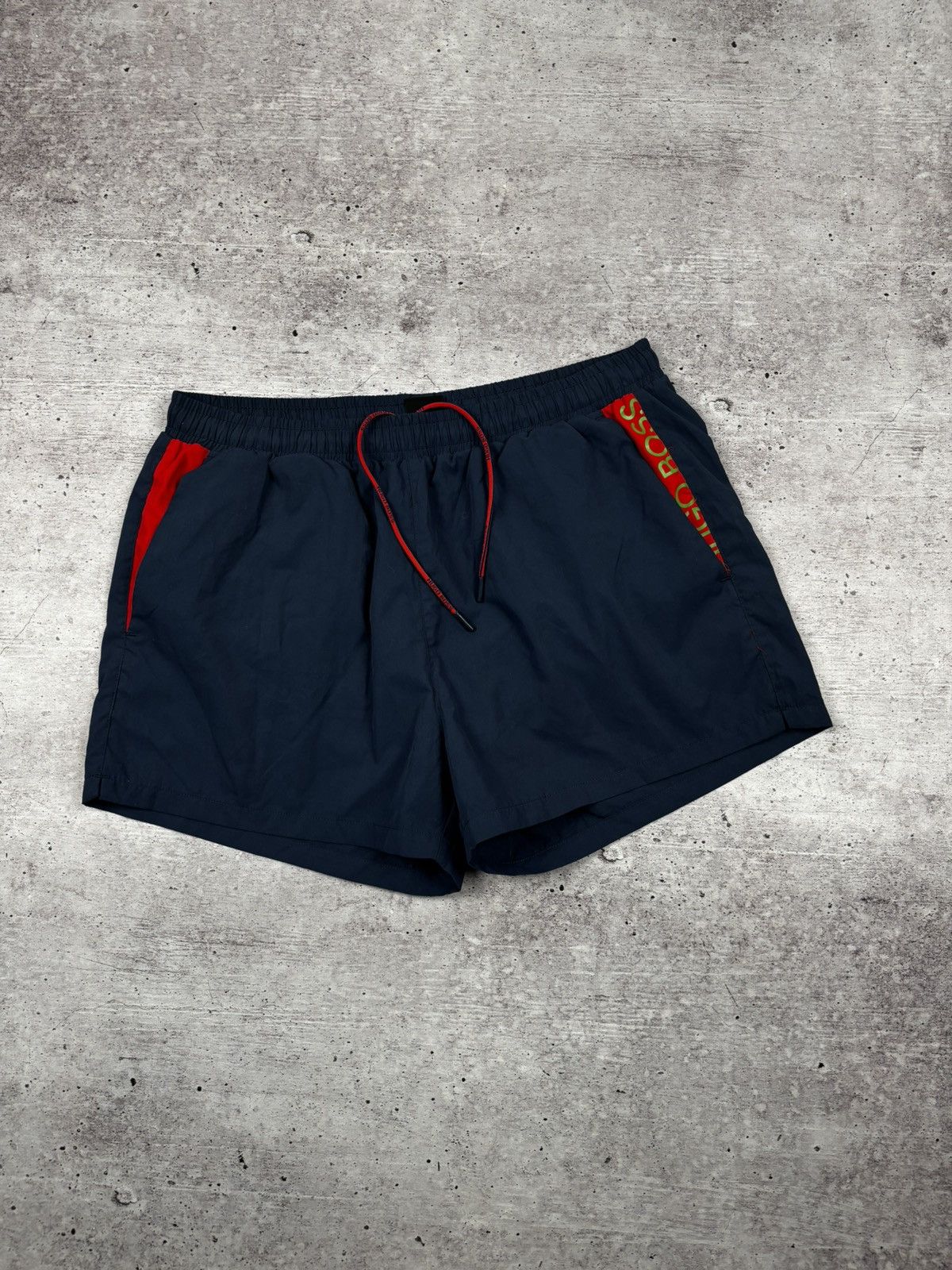 Hugo Boss Hugo Boss sport shorts size L Size US 34 / EU 50 - 1 Thumbnail