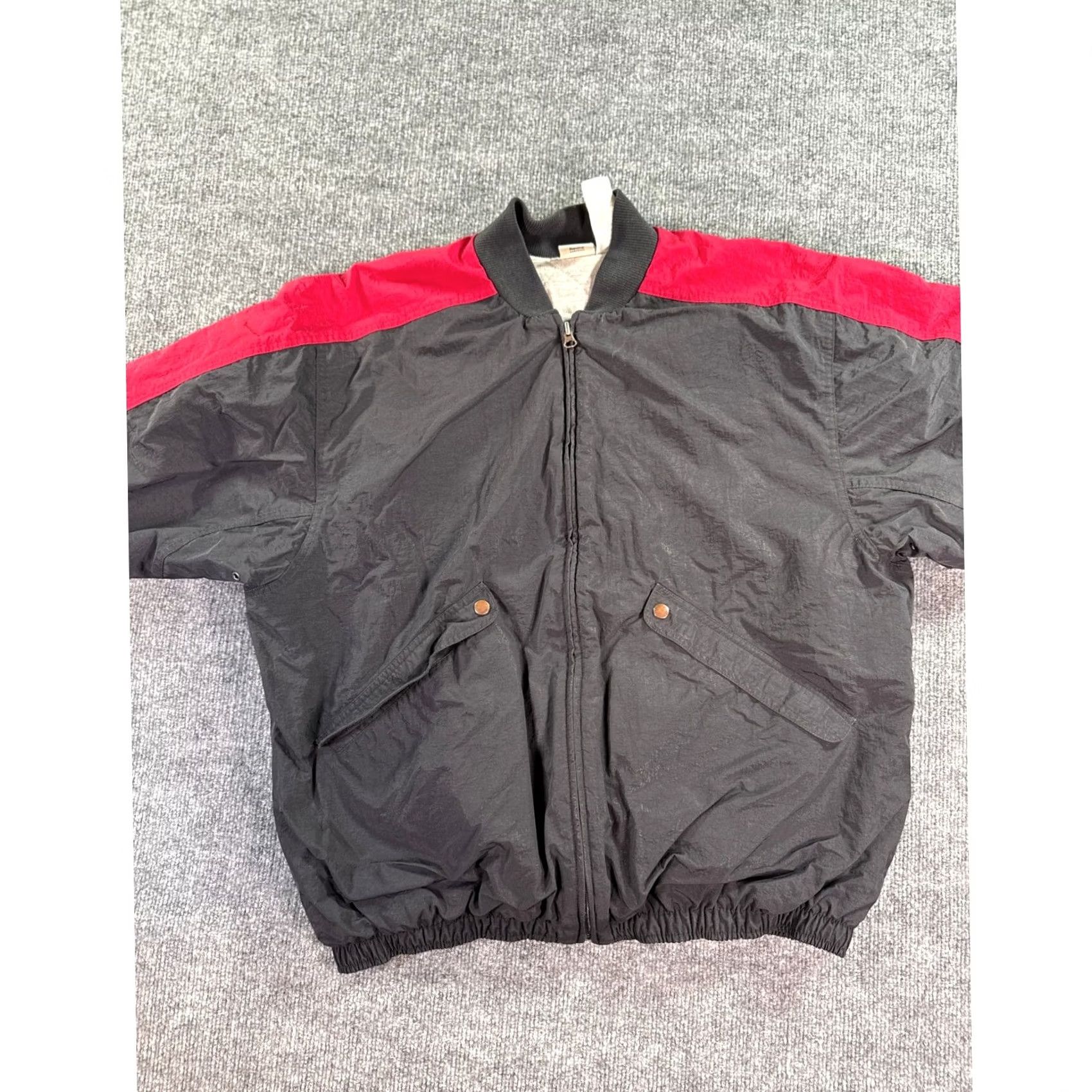 Nike VINTAGE Nike Bomber Jacket Mens M Black 90s Big Swoosh Quilted Lined Zip Size US M / EU 48-50 / 2 - 4 Thumbnail