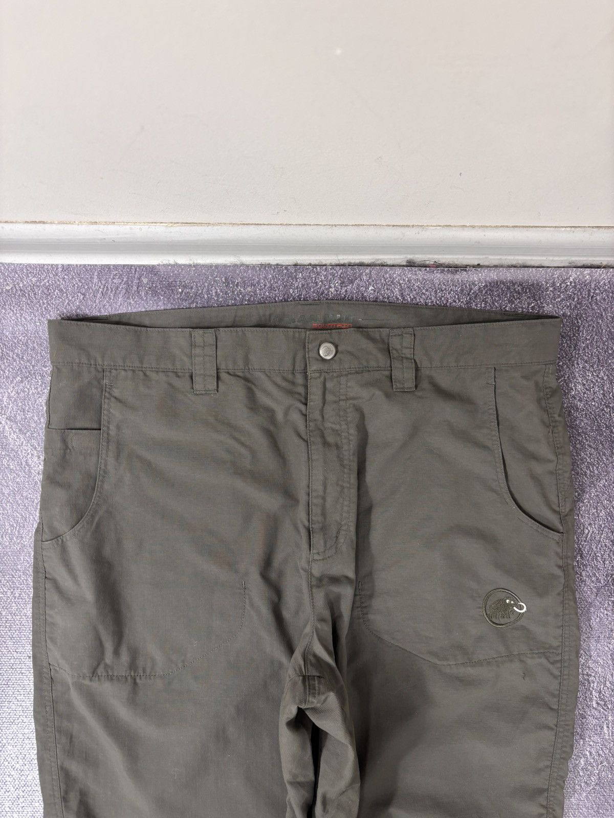 Mammut Mammut Mountain Men’s Pants Trousers Outdoor Hiking Khaki Size US 36 / EU 52 - 7 Thumbnail