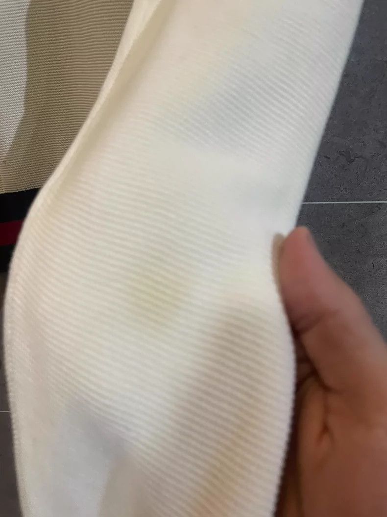 Gucci GucciKnitwear 2503-Nextarrow Size US S / EU 44-46 / 1 - 5 Thumbnail