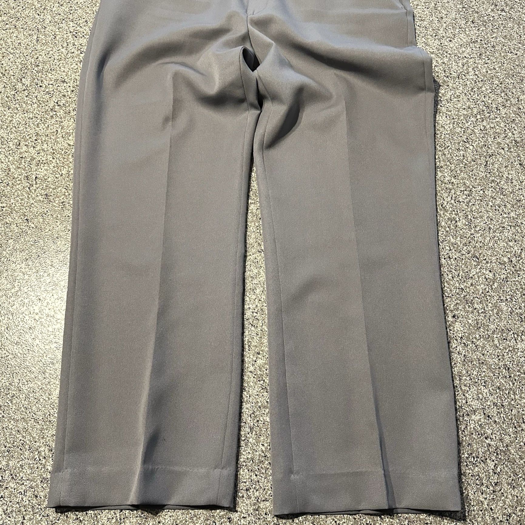 Vintage Vintage Comfort Action Pants Mens 40x30 Grey Dress Slacks All Seasons Made USA Pants Mens 40 Grey Vintage Comfort Action Size US 30 / EU 46 - 2 Thumbnail