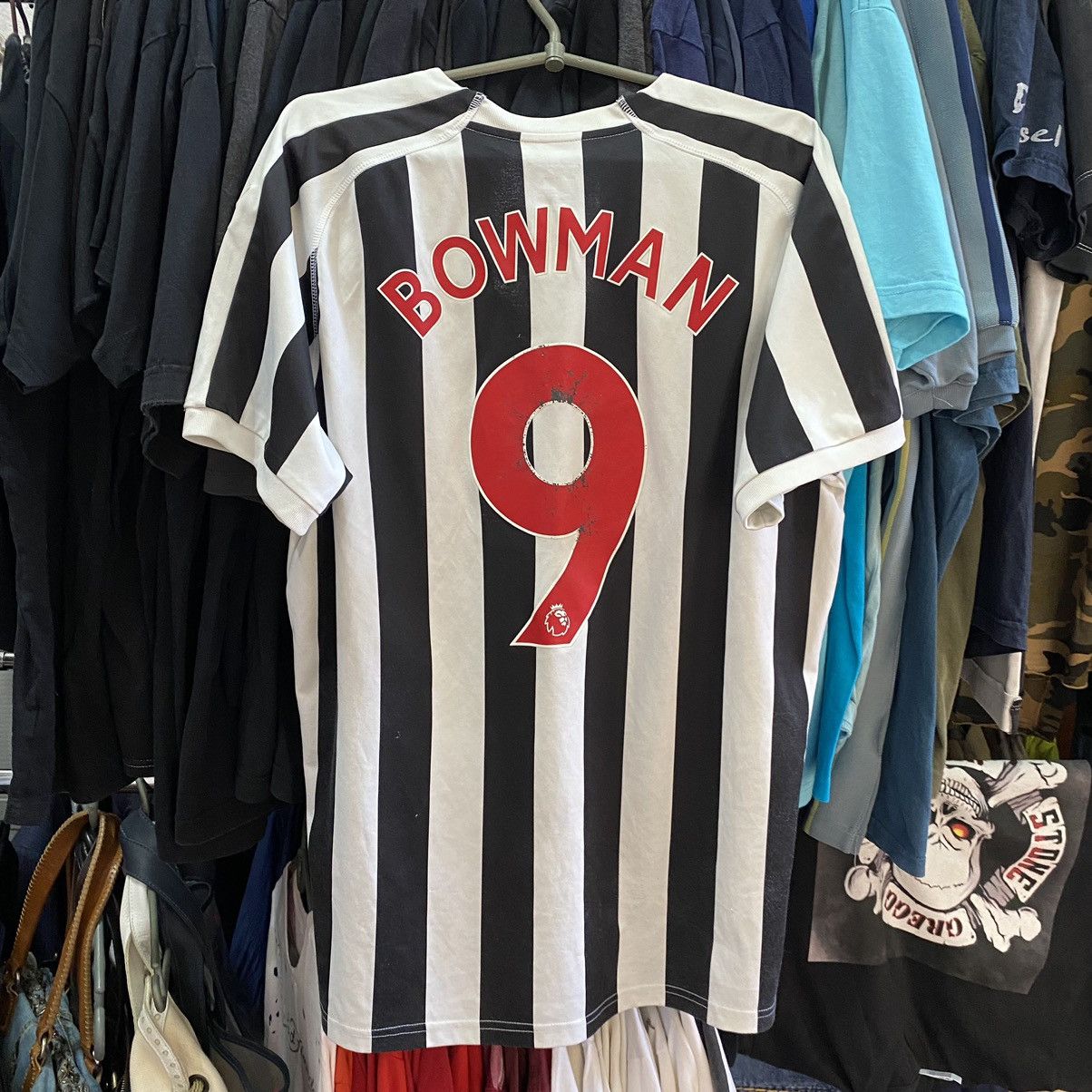 Puma Vintage Puma FC Newcastle Bowman Player football jersey Size US L / EU 52-54 / 3 - 2 Thumbnail