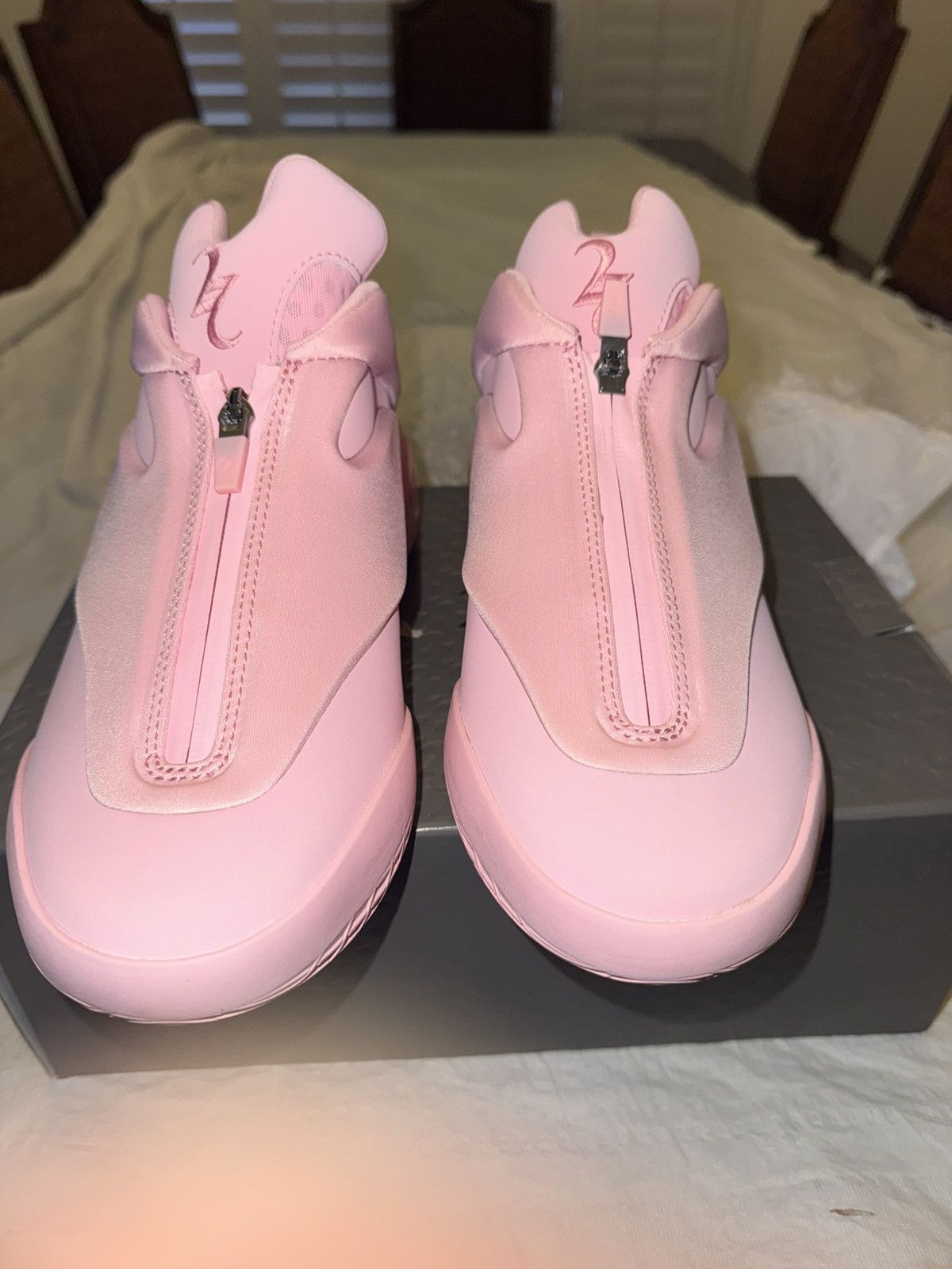 Converse Shai's 001 Pink basketball shoes Size US 9 / EU 42 - 6 Thumbnail