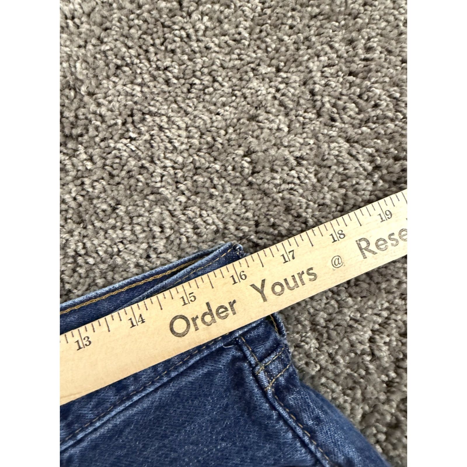 Levi's Levis 501 Jeans Mens 35 (32x28) Straight Leg Button Fly Dark Wash Cotton Denim Size US 35 - 5 Thumbnail