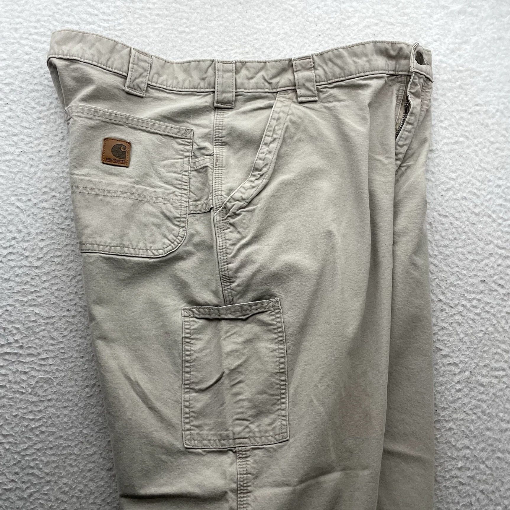 Carhartt **Carhartt Mens Carpenter Pants 39x29 Tan Workwear Dungaree Fit** User: Carhartt Mens Carpenter Pants 39x29 Tan Workwear Dungaree Fit Size US 39 - 6 Thumbnail