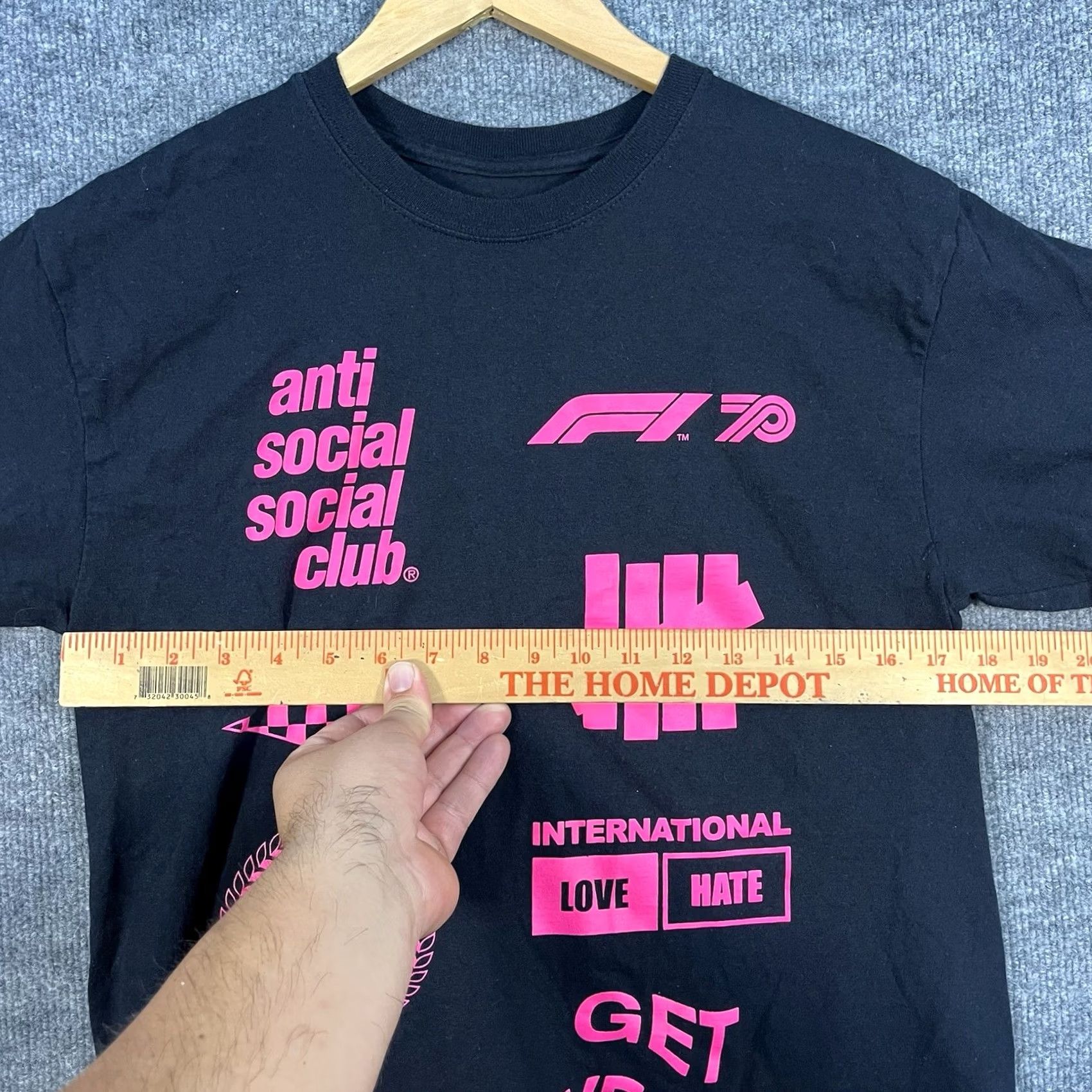 Anti Social Social Club Anti Social Social Club x Undefeated Formula 1 F1 Black Mens Medium ASSC T-Shirt Size US M / EU 48-50 / 2 - 4 Thumbnail