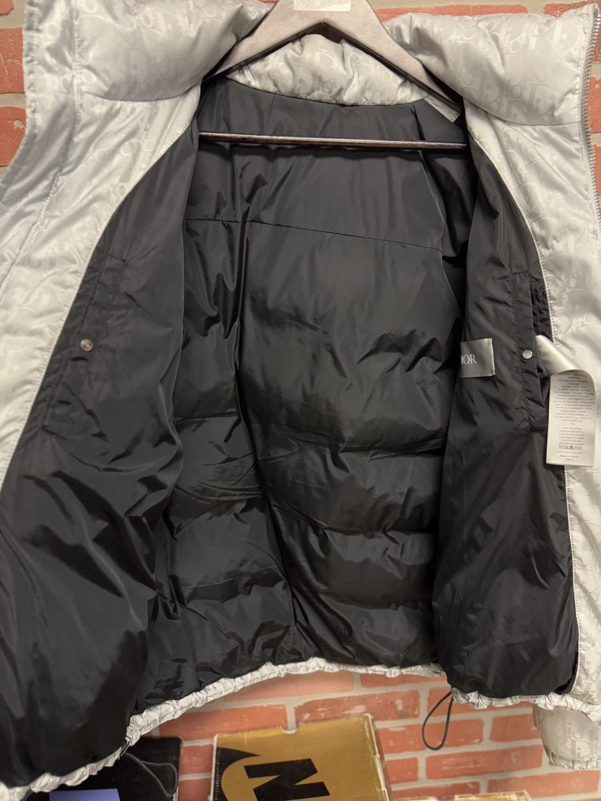 Dior Dior Oblique Down Puffer Jacket Size 54 Silver CLEAN Size US L / EU 52-54 / 3 - 21 Thumbnail