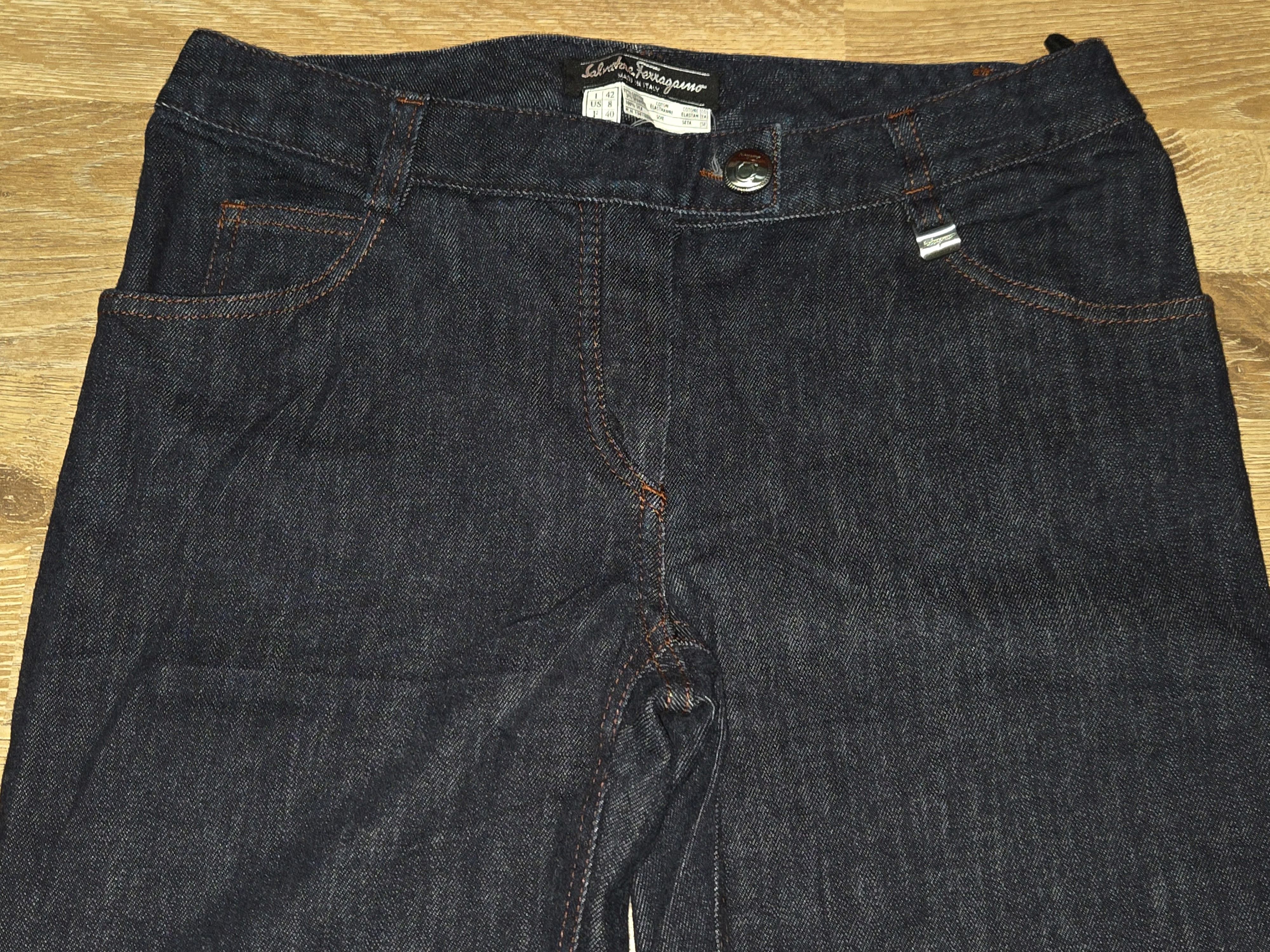Salvatore Ferragamo Vtg Salvatore Ferragamo Luxury Women's Dark Blue Denim Jeans Size 28" / US 6 / IT 42 - 3 Thumbnail