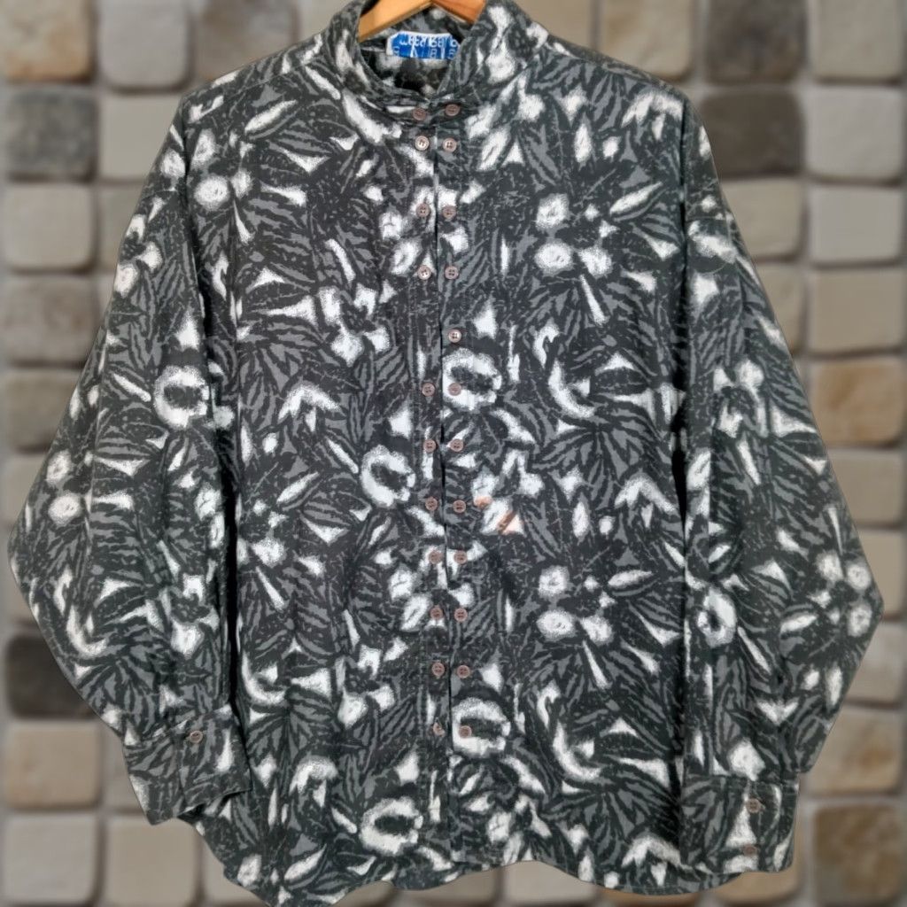 Etro VINTAGE Measure Up Shirt Men 2XL Gray Floral Abstract Retro Button-Up Long Sleeve Collared Vintage 1990s Mens Baseball Size US XXL / EU 58 / 5 - 1 Thumbnail