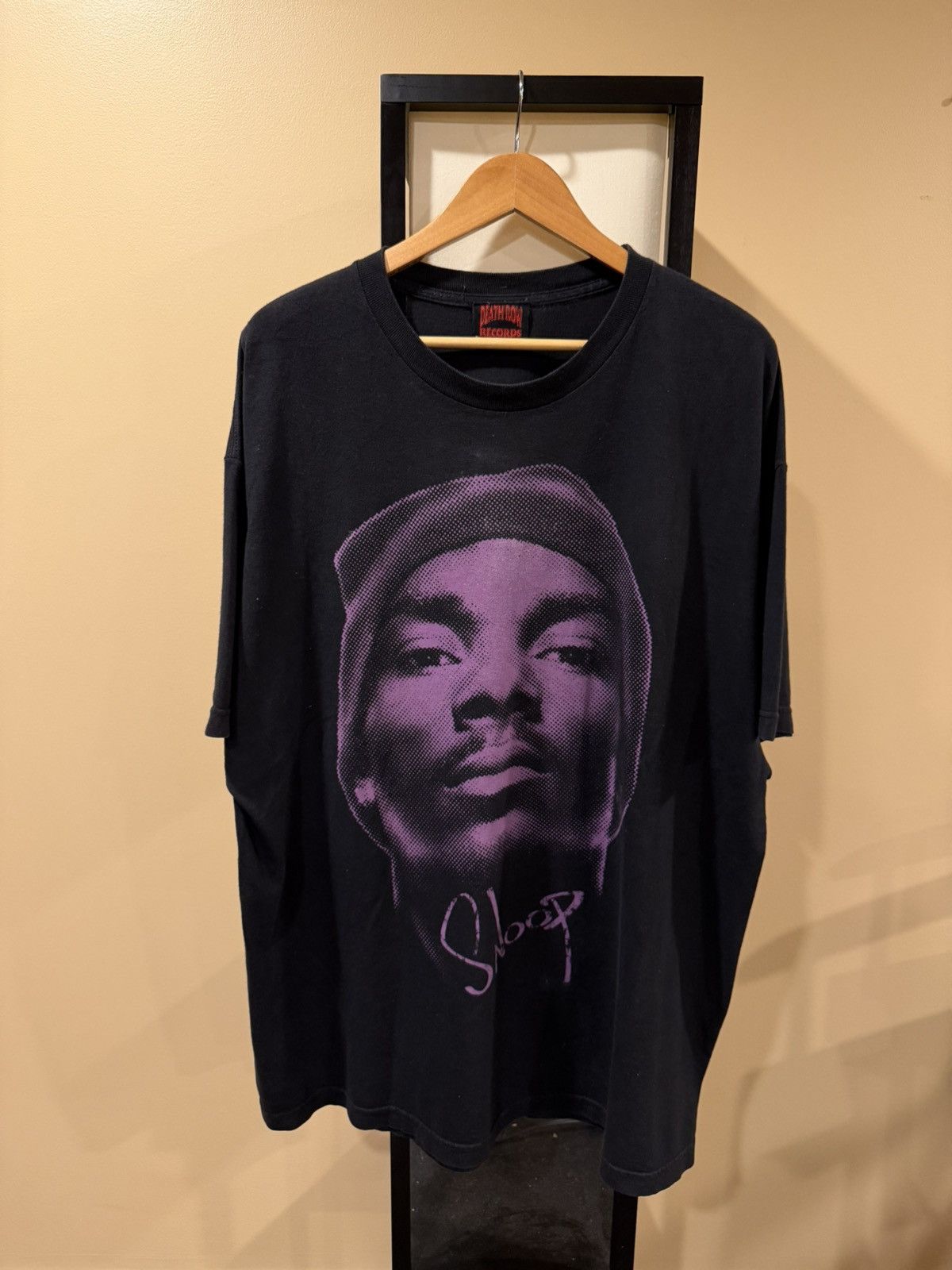Vintage Vintage Snoop Dogg Death Row 2005 Big Purple Face Rap Tee Size US XXL / EU 58 / 5 - 11 Thumbnail