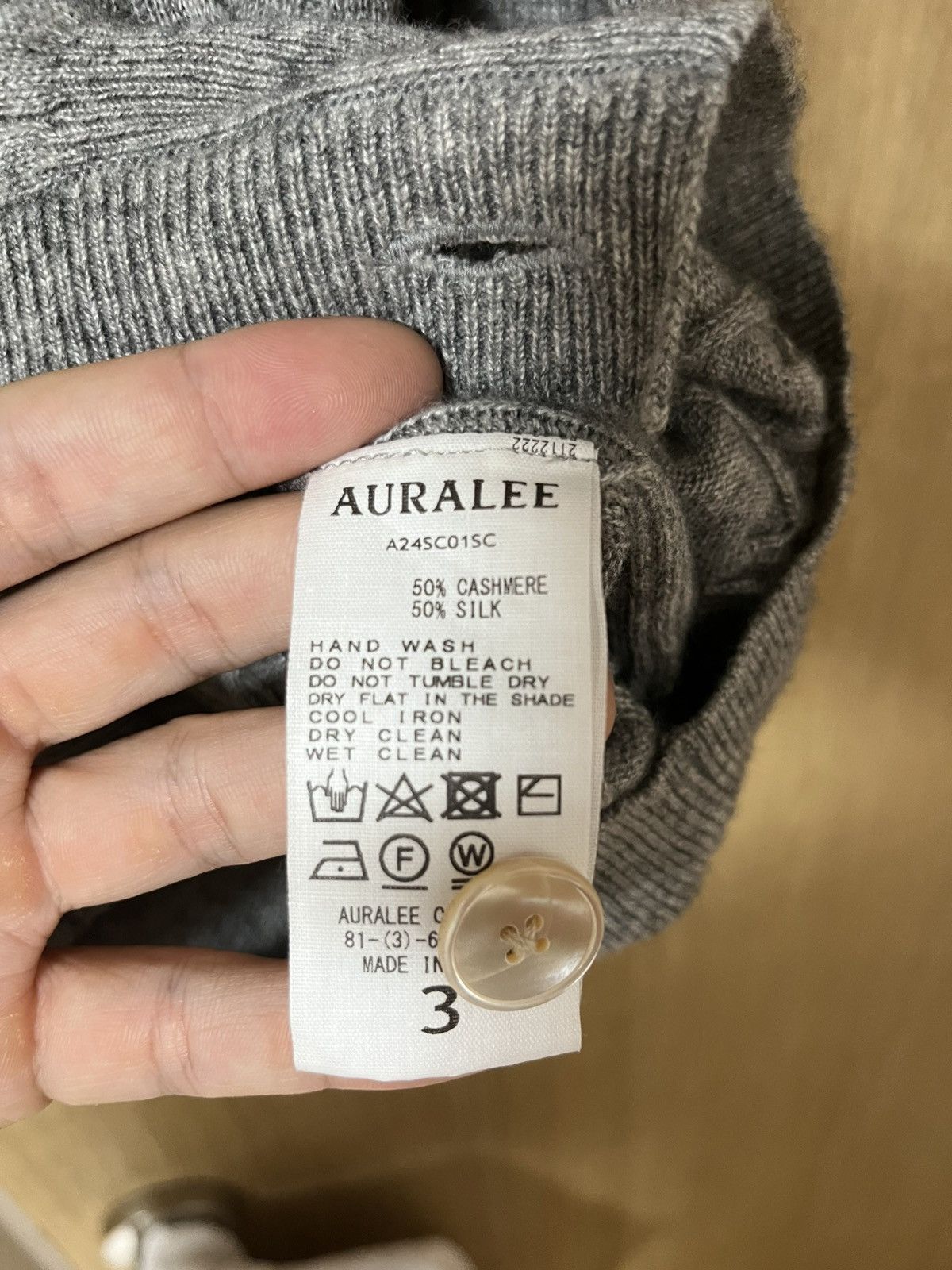 Auralee Auralee SUPER FINE CASHMERE SILK CABLE KNIT CARDIGAN | Grailed