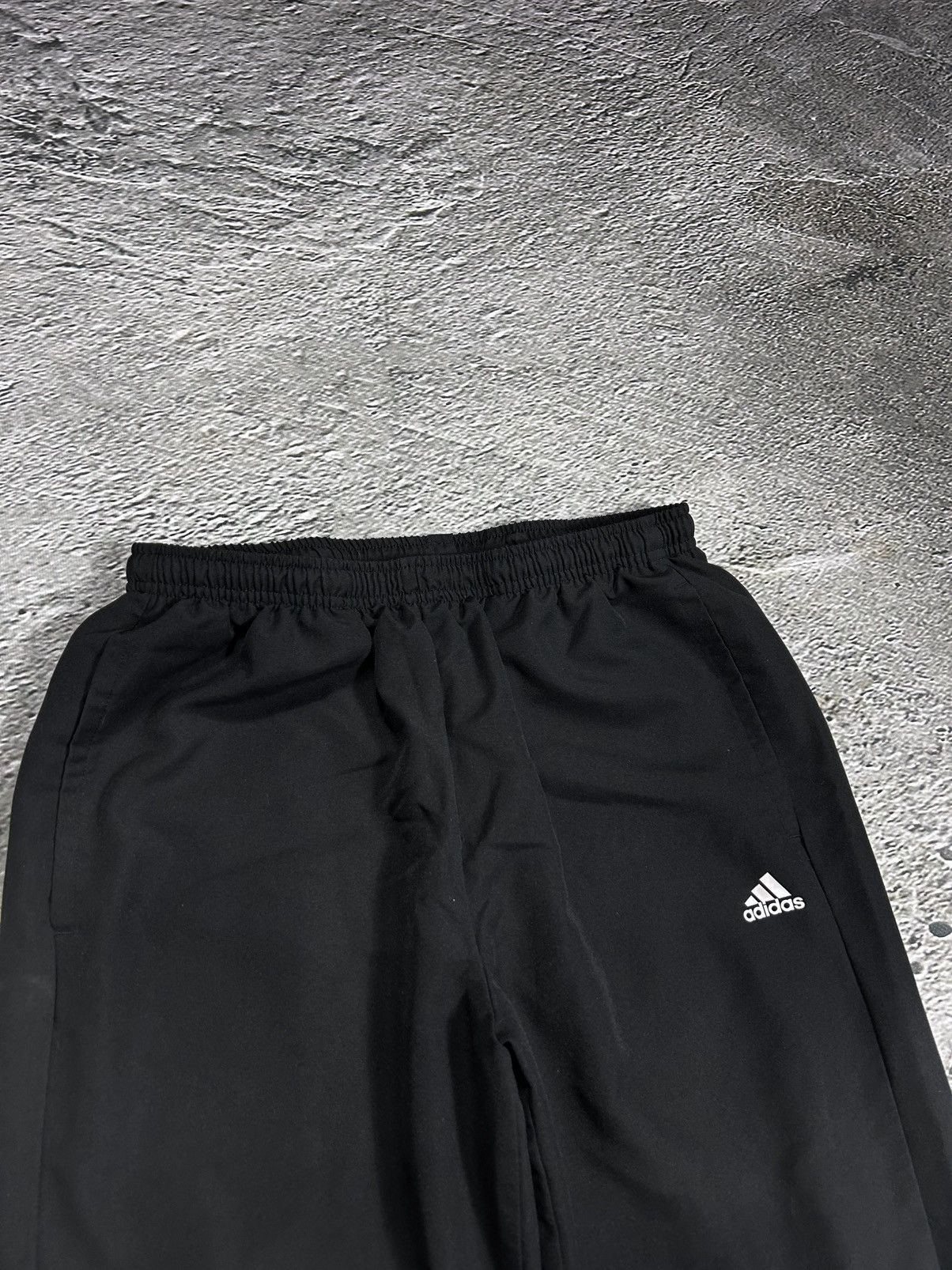 Adidas × Vintage Adidas vintage black track pants small logo 2000s Size US 28 / EU 44 - 2 Thumbnail