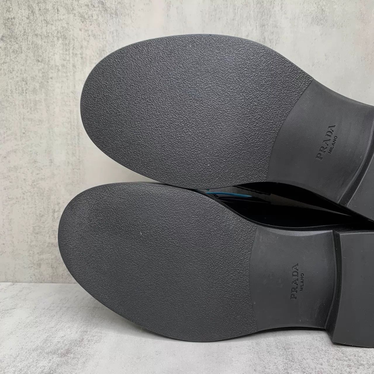Prada Prada Black Tri Logo Loafer 41 98new JZ1412 Size US 8 / EU 41 - 8 Thumbnail