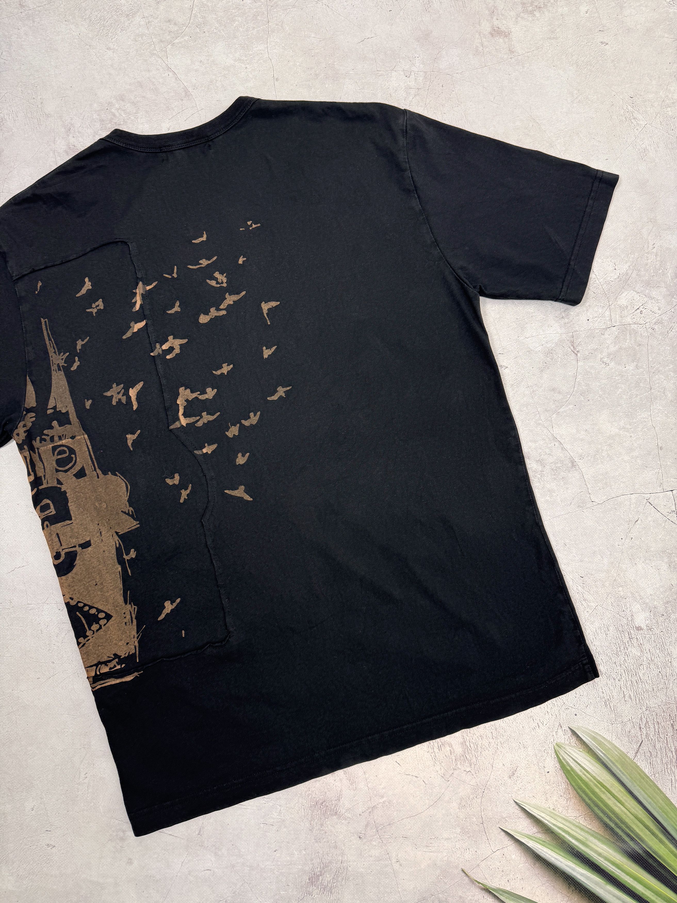 Quiksilver × Vintage Y2K Quiksilver T-Shirt Abstract Logo Faded Style Size US M / EU 48-50 / 2 - 11 Thumbnail
