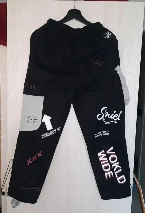Other Graffiti Fashion Casual Cropped Cargo Pants Size US 38 / EU 54 - 3 Thumbnail