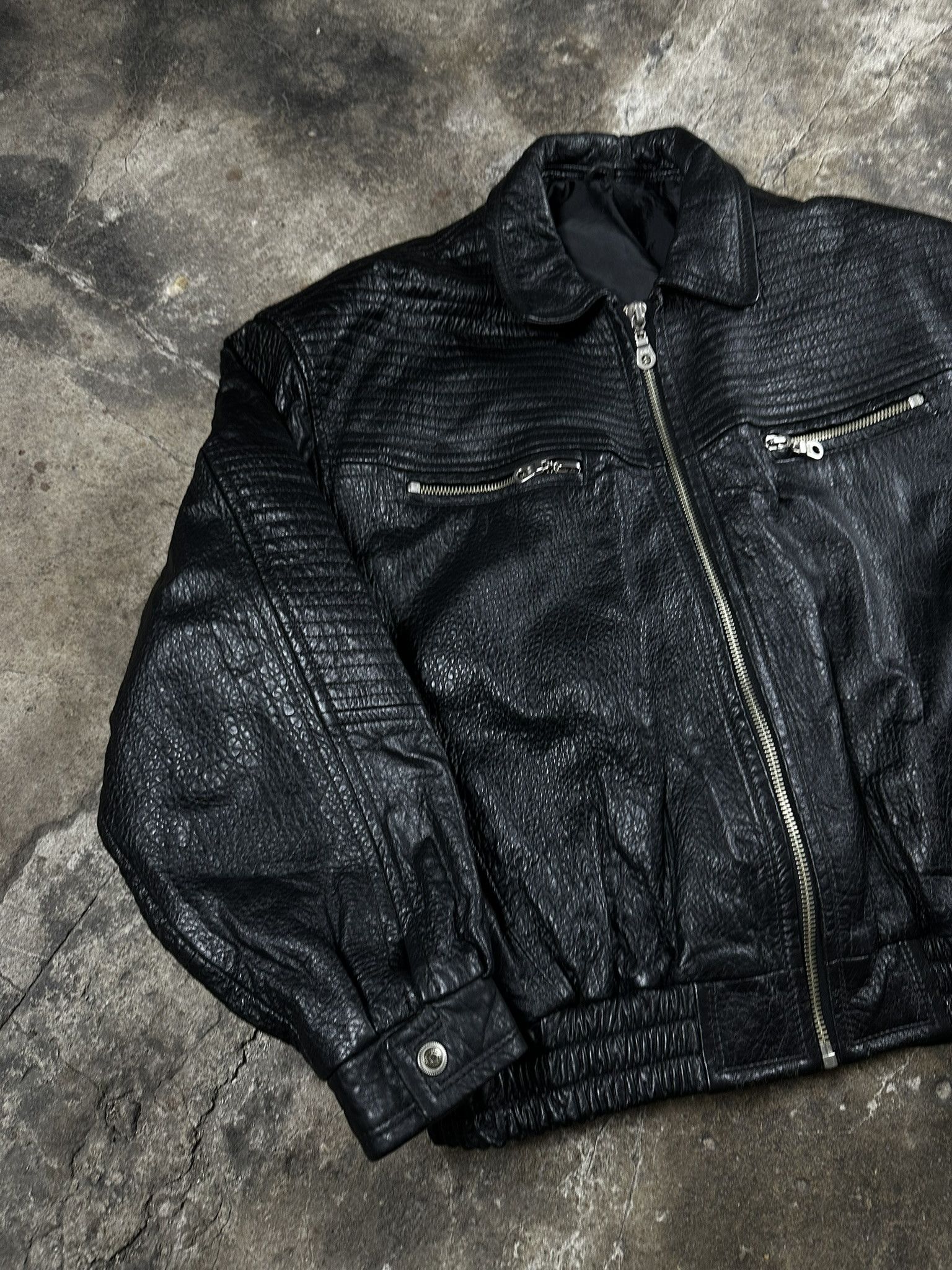Leather 90s Vintage Leather Bomber Jacket Size US L / EU 52-54 / 3 - 2 Thumbnail