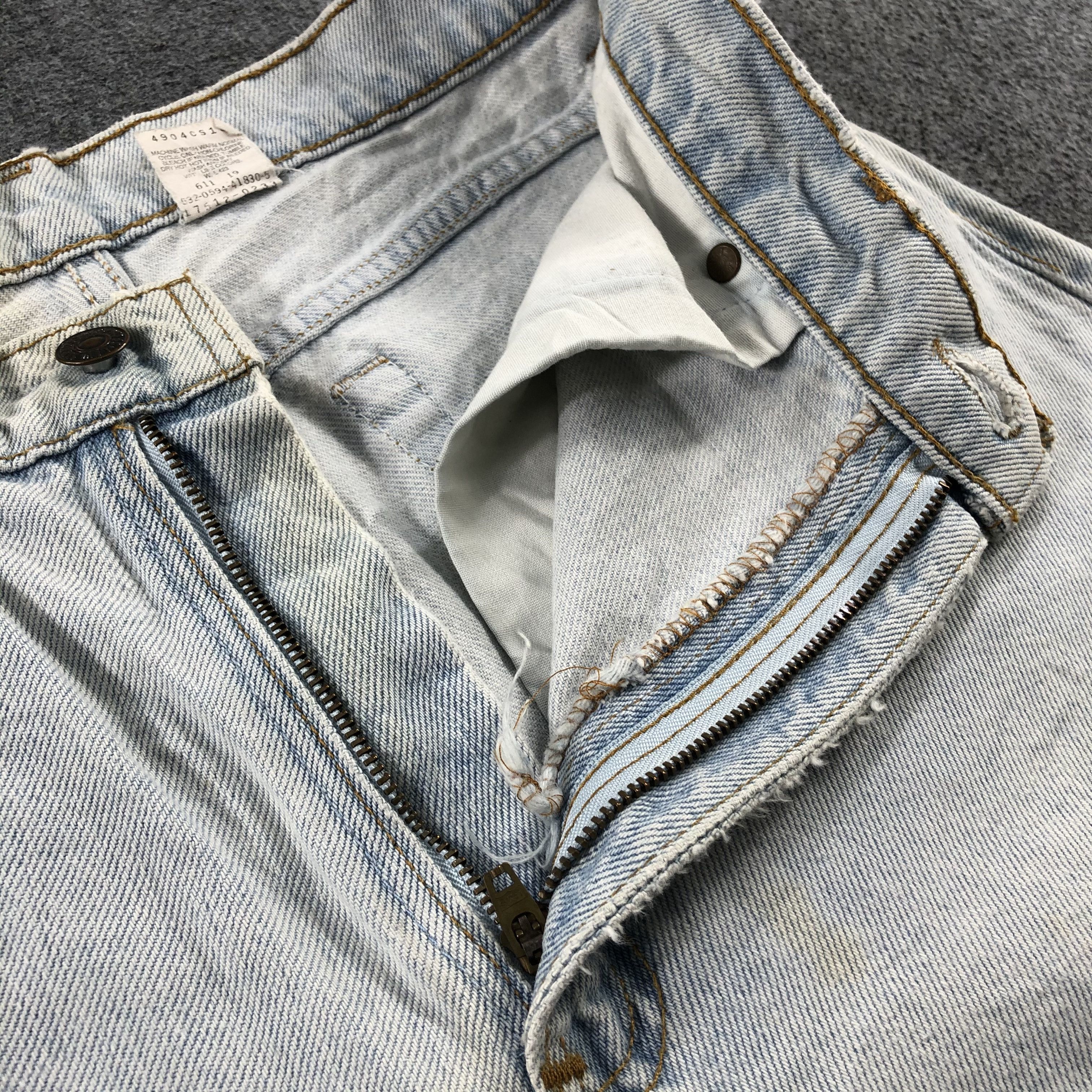 Levi's 90s Vintage Light Wash Levis 512 Jeans-J2319 Size US 29 - 9 Thumbnail