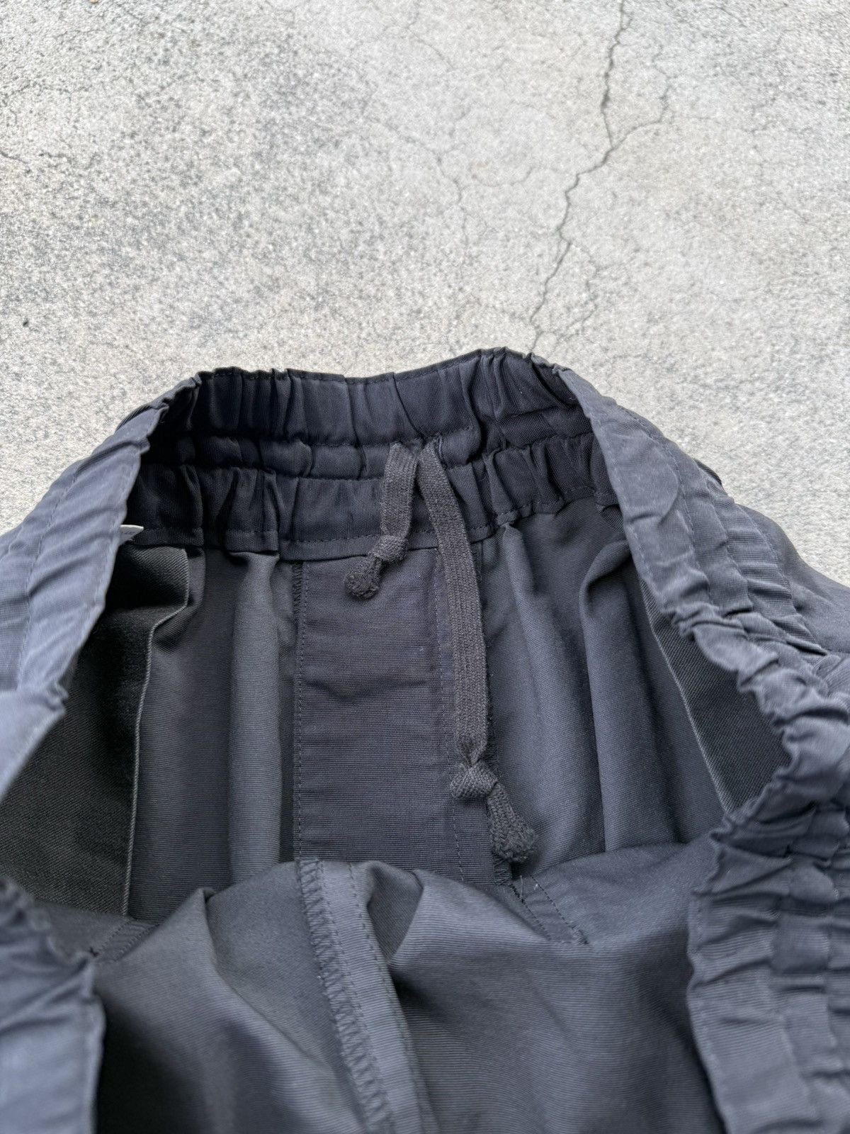 Comme des Garcons Homme Comme des Garcons Nylon Shorts AD1999 Size US 30 / EU 46 - 9 Thumbnail