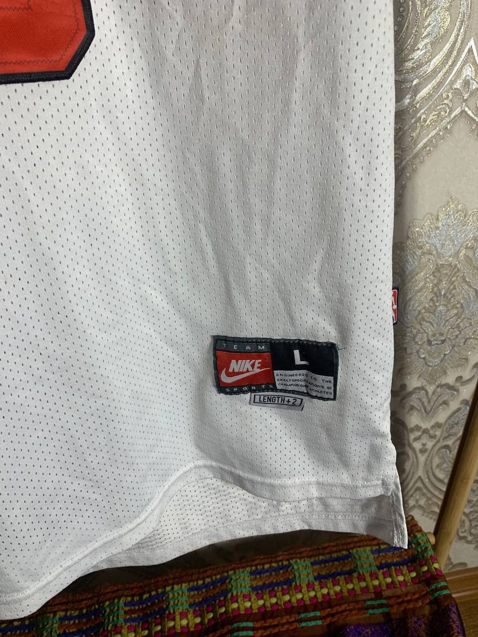 Vintage Very Rare Nike NBA Chicago Bulls Jordan 23 Retro Jersey Y2K Size US L / EU 52-54 / 3 - 6 Thumbnail
