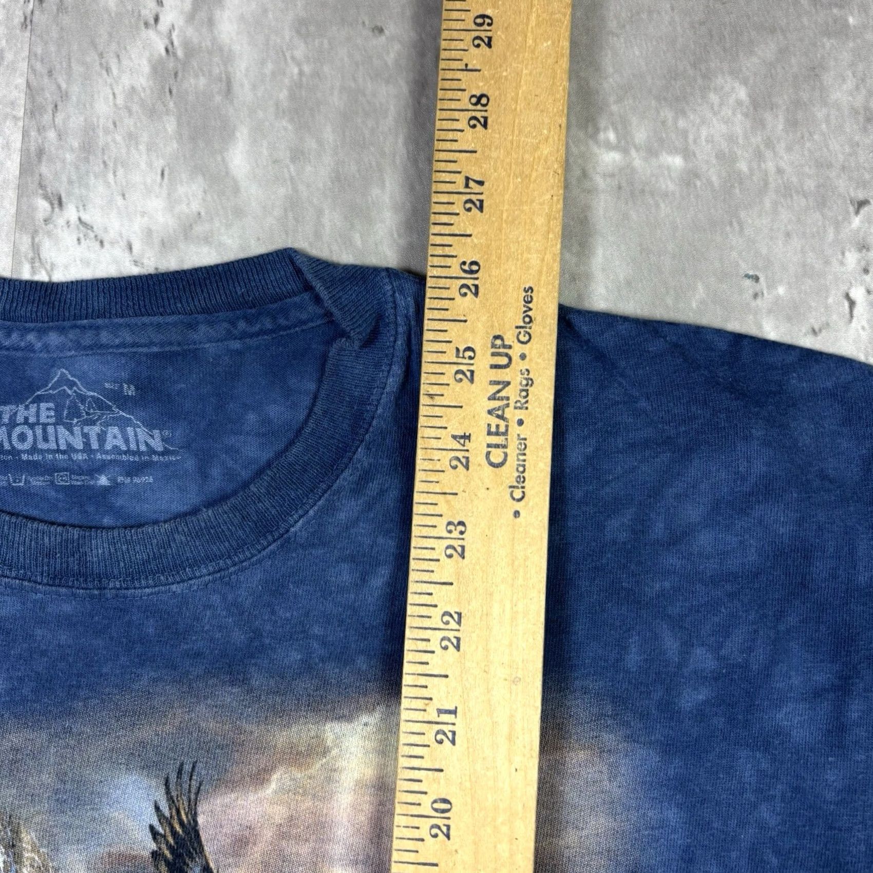 The Mountain The Mountain Shirt Adult Medium Multicolor Patriotic Graphic Print Crew Neck T-Shirt Mens Size US M / EU 48-50 / 2 - 4 Thumbnail