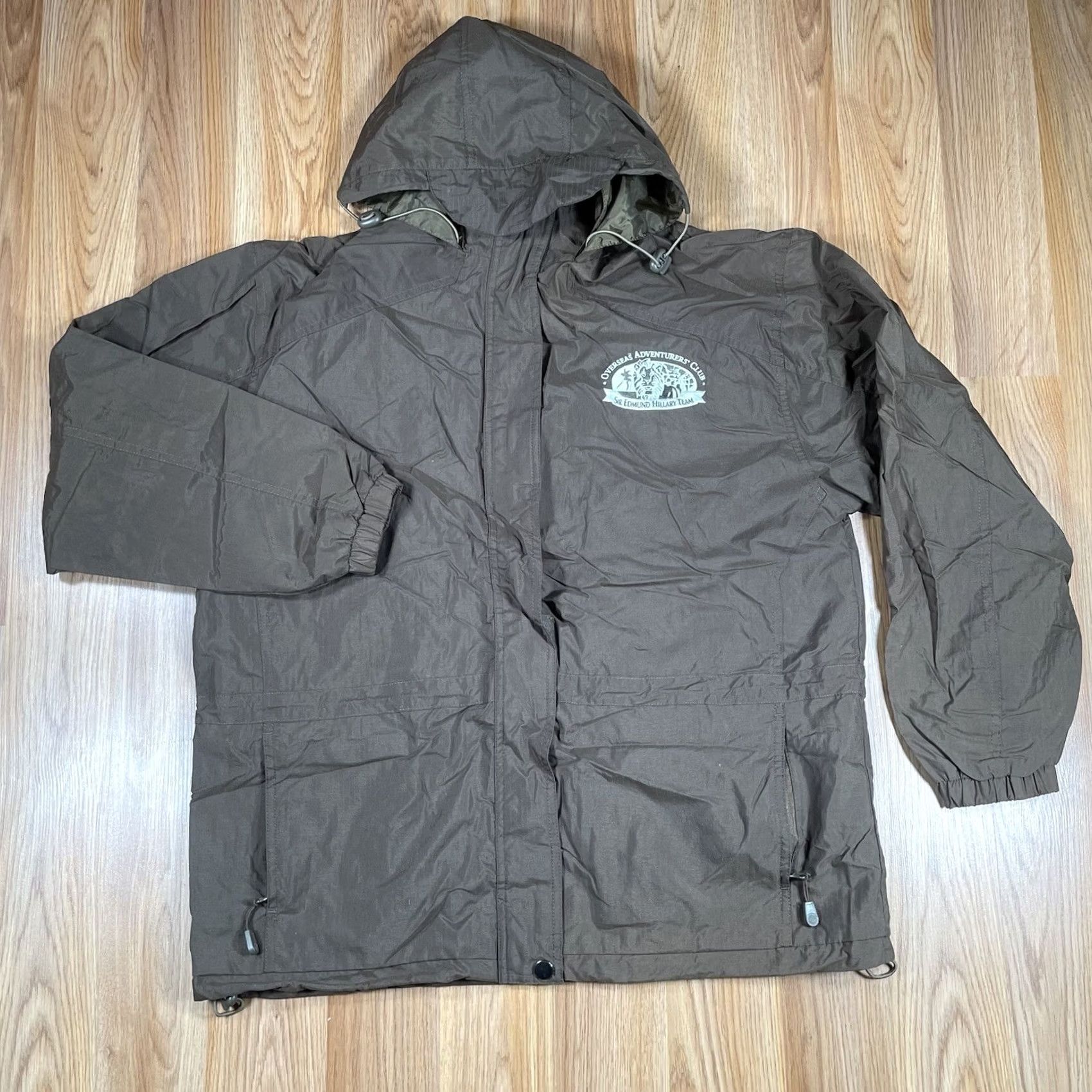 Olive Overseas Adventurer’s Club Windbreaker Hoodie Mens L Olive Green Full Zip Jacket Size US L / EU 52-54 / 3 - 2 Thumbnail
