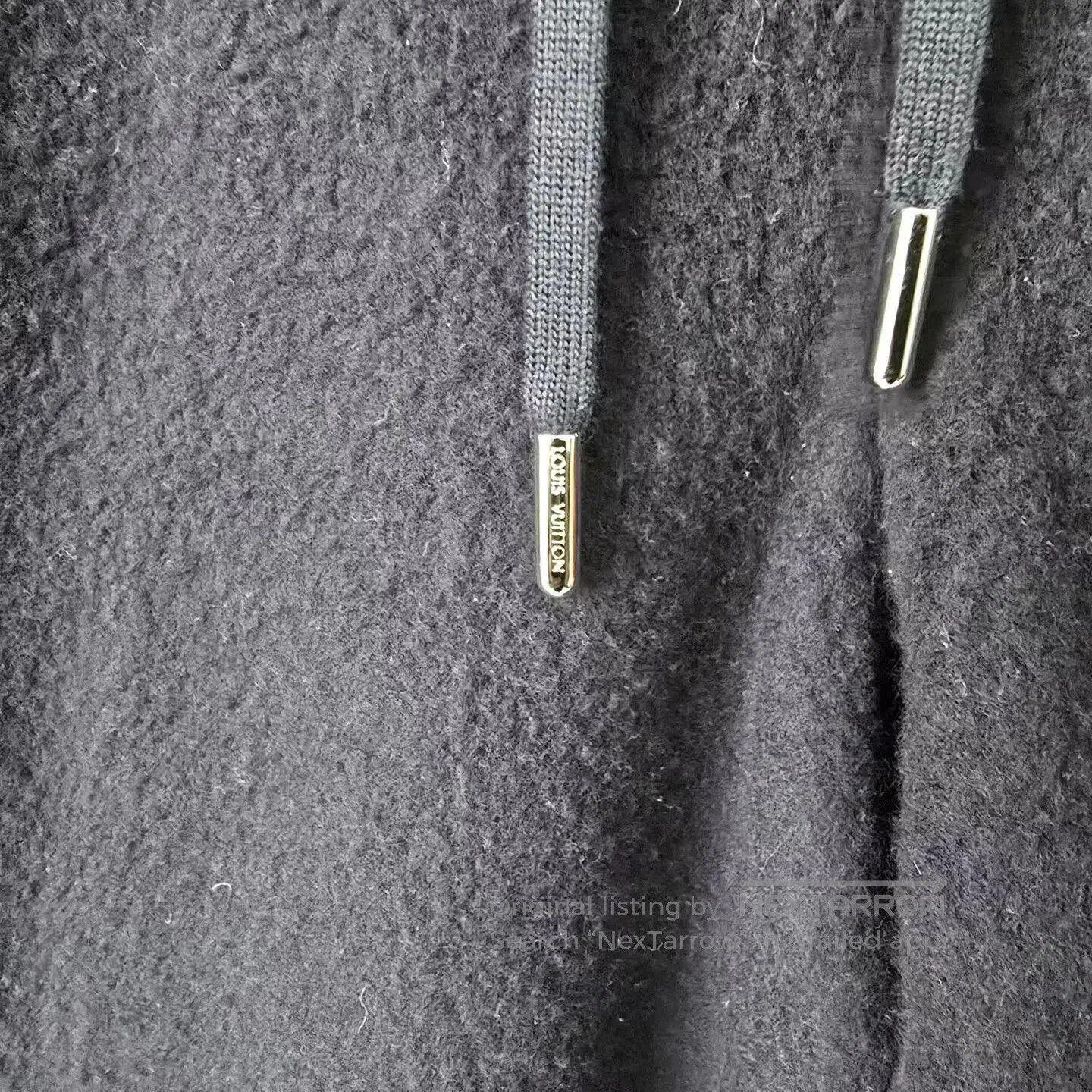 Louis Vuitton louis vuitton deep blue fleece sports pants. Size US 44 / EU 60 - 4 Thumbnail