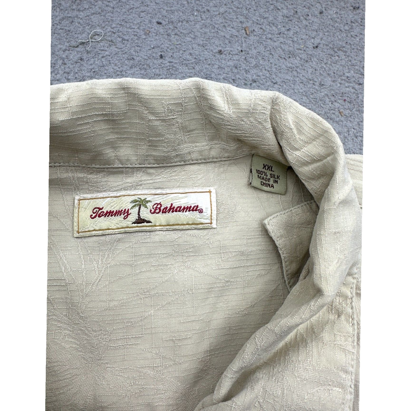 Tommy Bahama Tommy Bahama Button-Up Shirt Mens XXL Short Sleeve Pocket Beige Silk Size US XXL / EU 58 / 5 - 2 Thumbnail