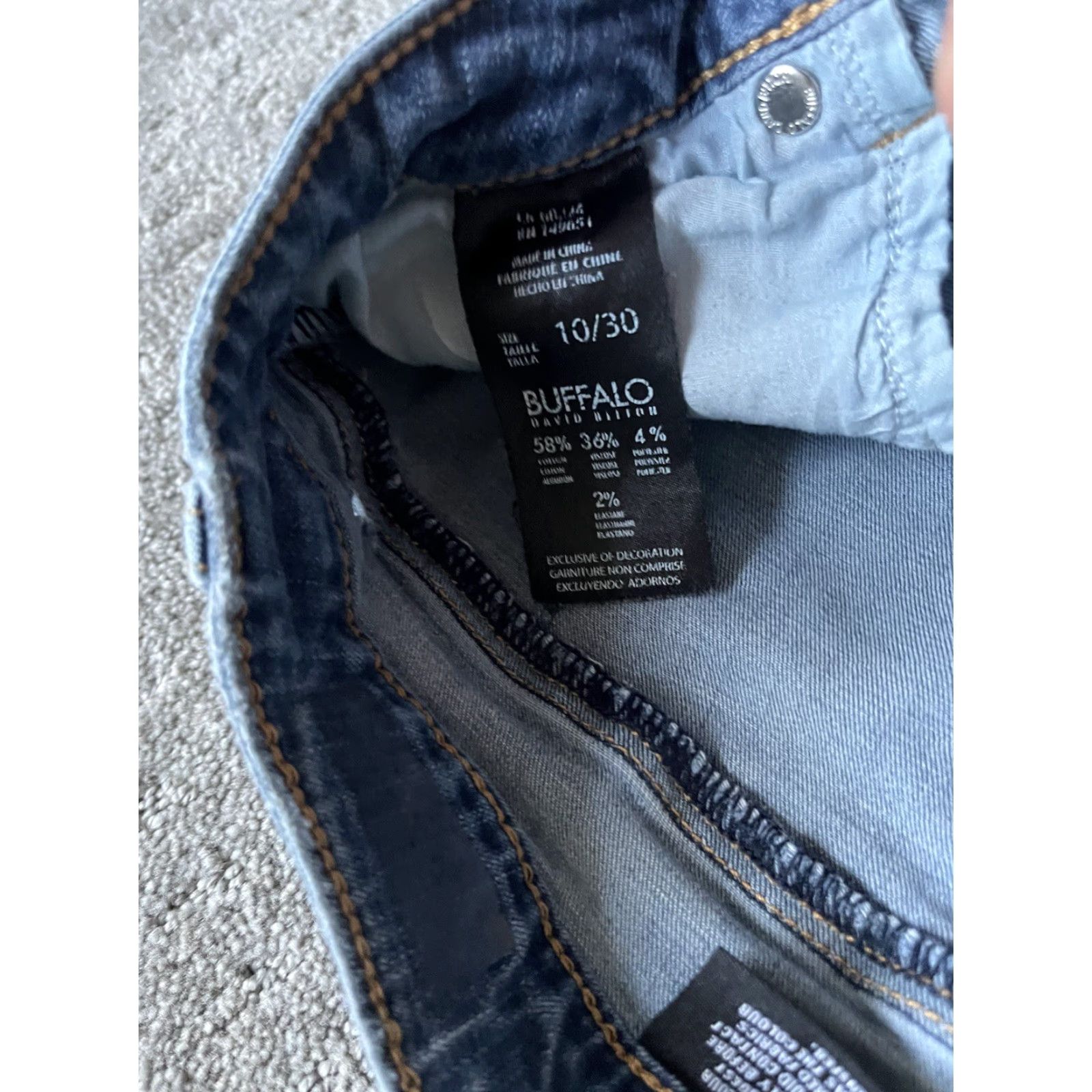 Buffalo David Bitton BUFFALO David Bitton DAILY Stretch Skinny Ankle Grazer Pants Women 10 Blue Solid 30in Inseam 30 Modern Classic 2010s Mens Womens? Size ONE SIZE - 6 Thumbnail