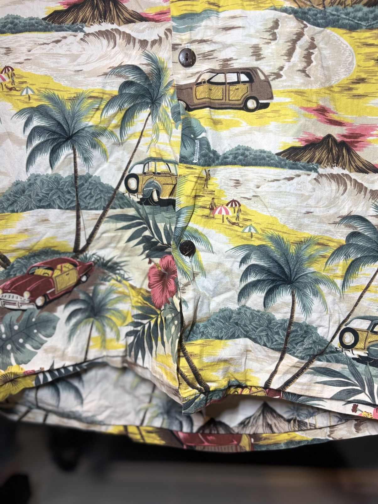 Vintage Old Car & Beach Hawaiian Mens Shirt Size US L / EU 52-54 / 3 - 4 Thumbnail