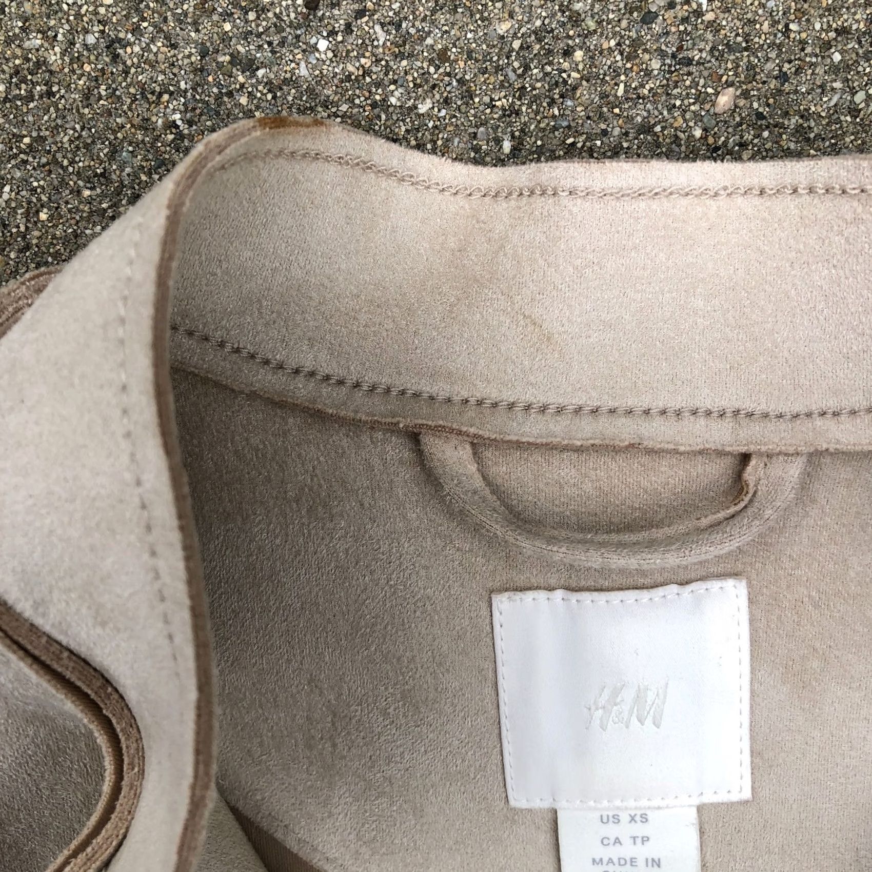 H&M H&M Faux Trench Coat Jacket Women's XS Beige Long Sleeve Faux Suede Long Coat Size XS / US 0-2 / IT 36-38 - 6 Thumbnail