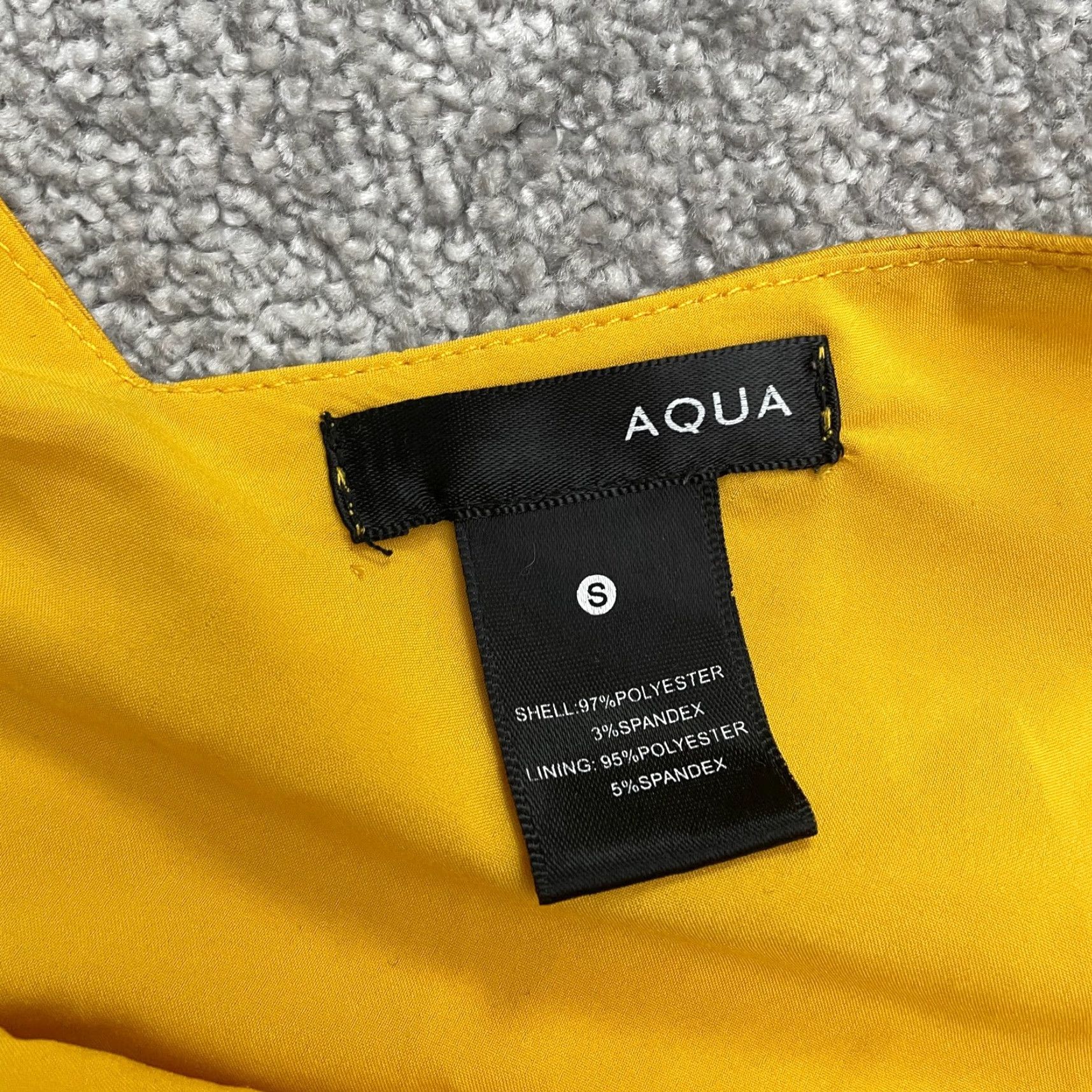 AQUA Aqua Tank Top Camisole Womens Small Yellow Spaghetti Strap V-Neck Satin Lightweight Classic Modern 90s (if applicable) Mens Womens Size S / US 4 / IT 40 - 3 Thumbnail