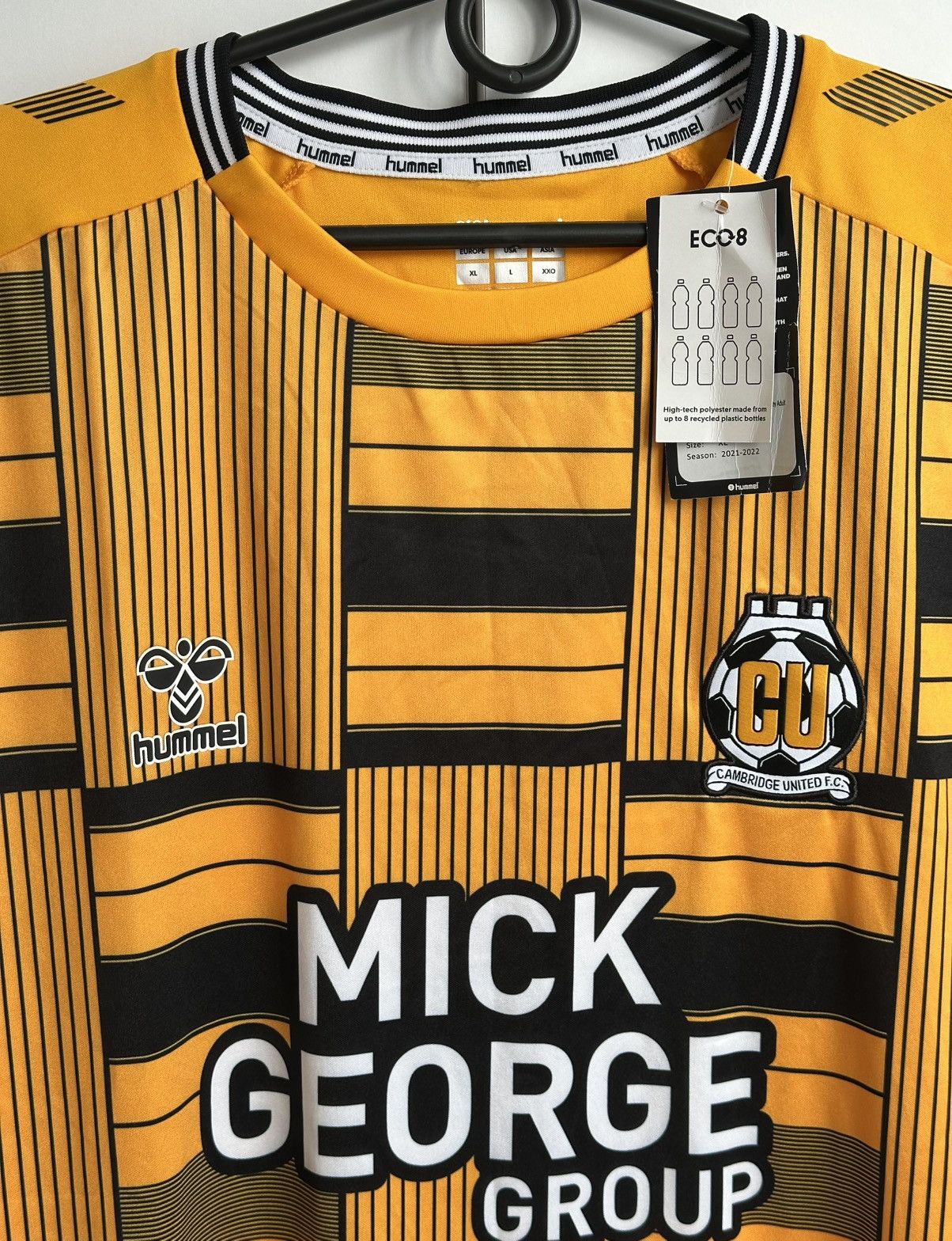 Hummel Hummel Cambridge United 2021 home Football Shirt Size XL Size US XL / EU 56 / 4 - 4 Thumbnail