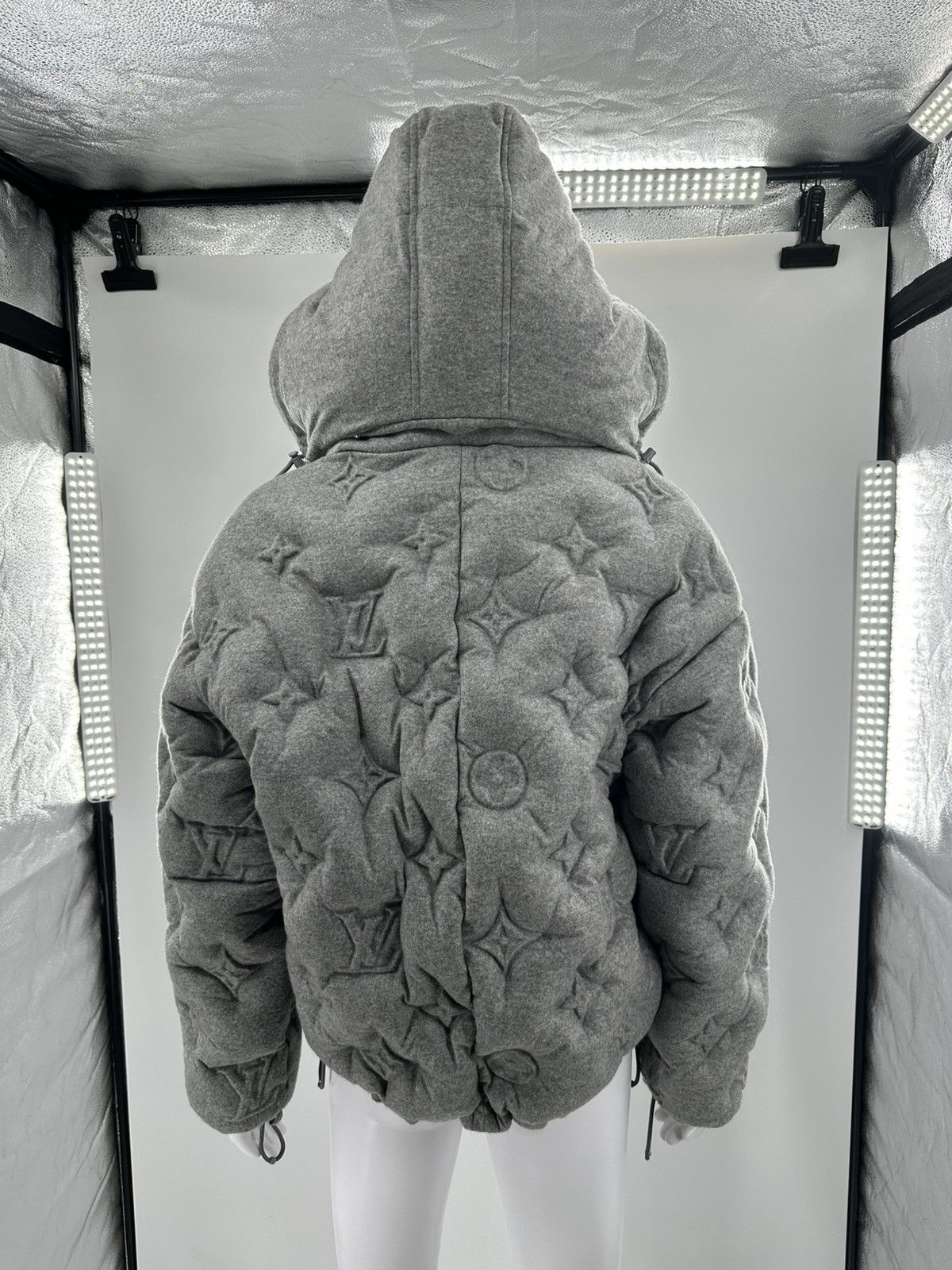 Louis Vuitton Louis Vuitton Boyhood Puffer Coat Size US S / EU 44-46 / 1 - 11 Thumbnail