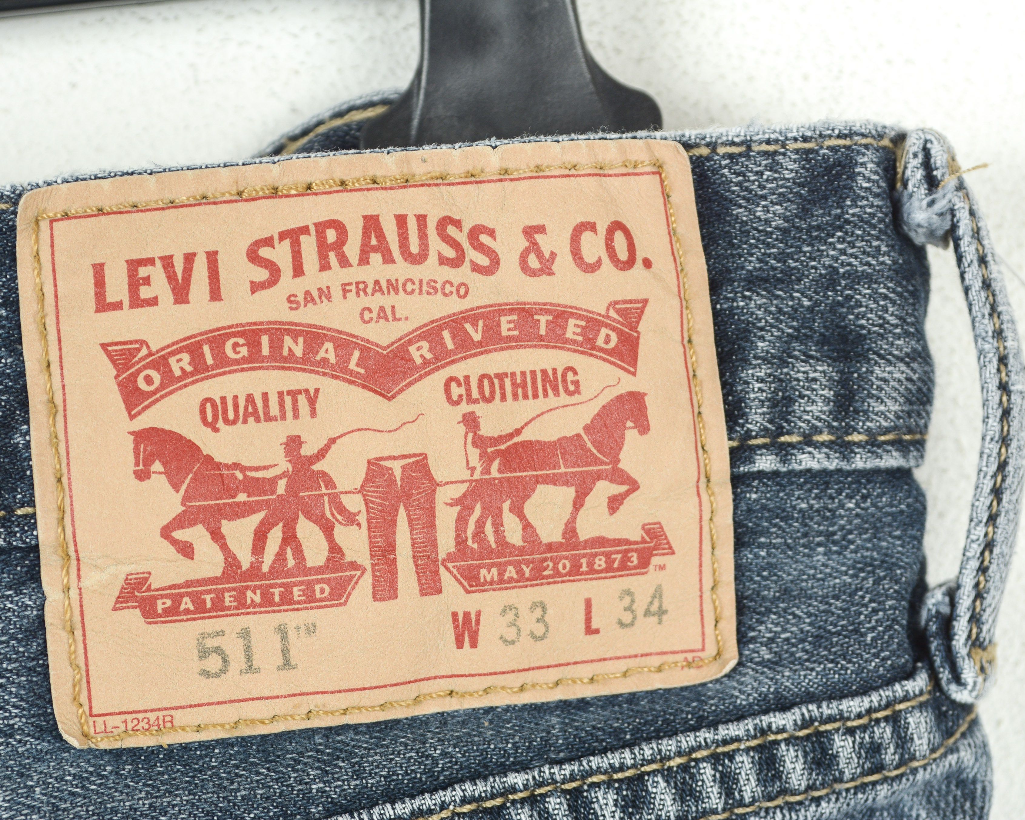 Levi's 511 Men W33 L34 Slim Fit Straight Jeans Denim Pants Trousers Size US 33 - 6 Thumbnail