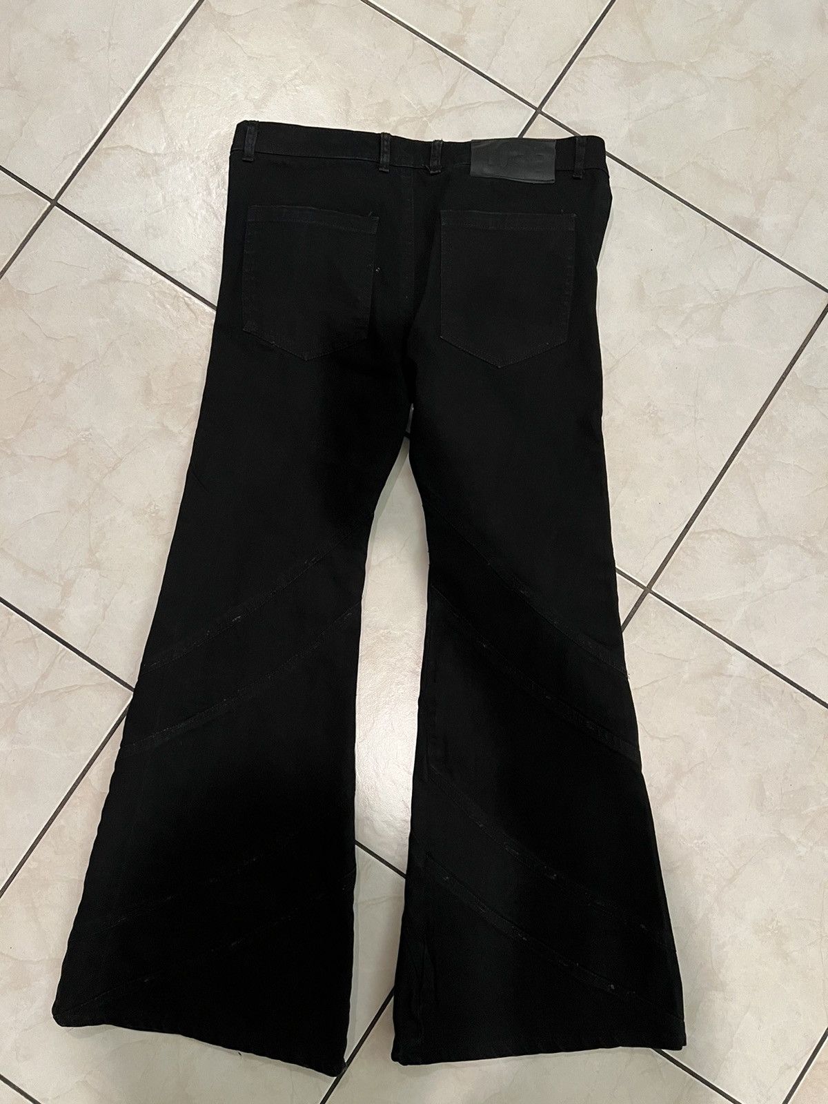 Other EauxClaire Black “Spiral” Flared Denim Size US 32 / EU 48 - 2 Thumbnail