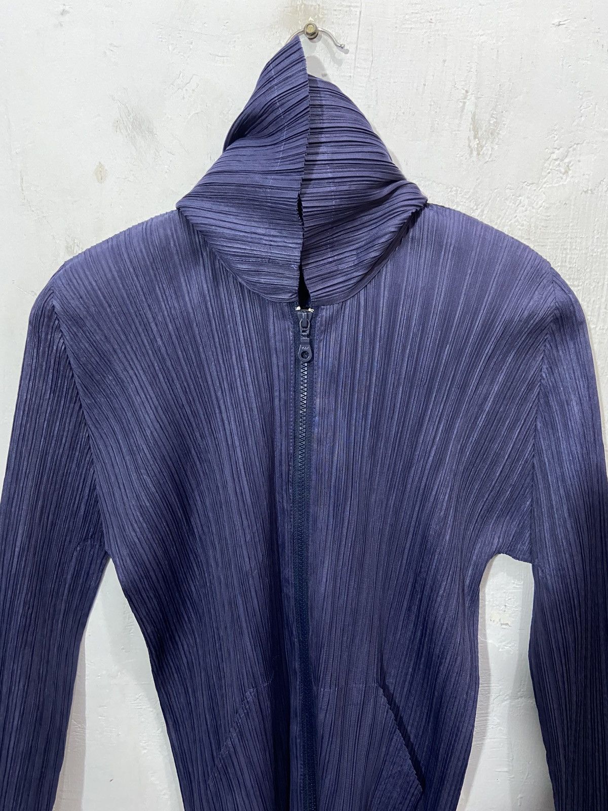 Pleats Please Issey Miyake Pleats Please Zipper Hoodie Size M / US 6-8 / IT 42-44 - 2 Thumbnail