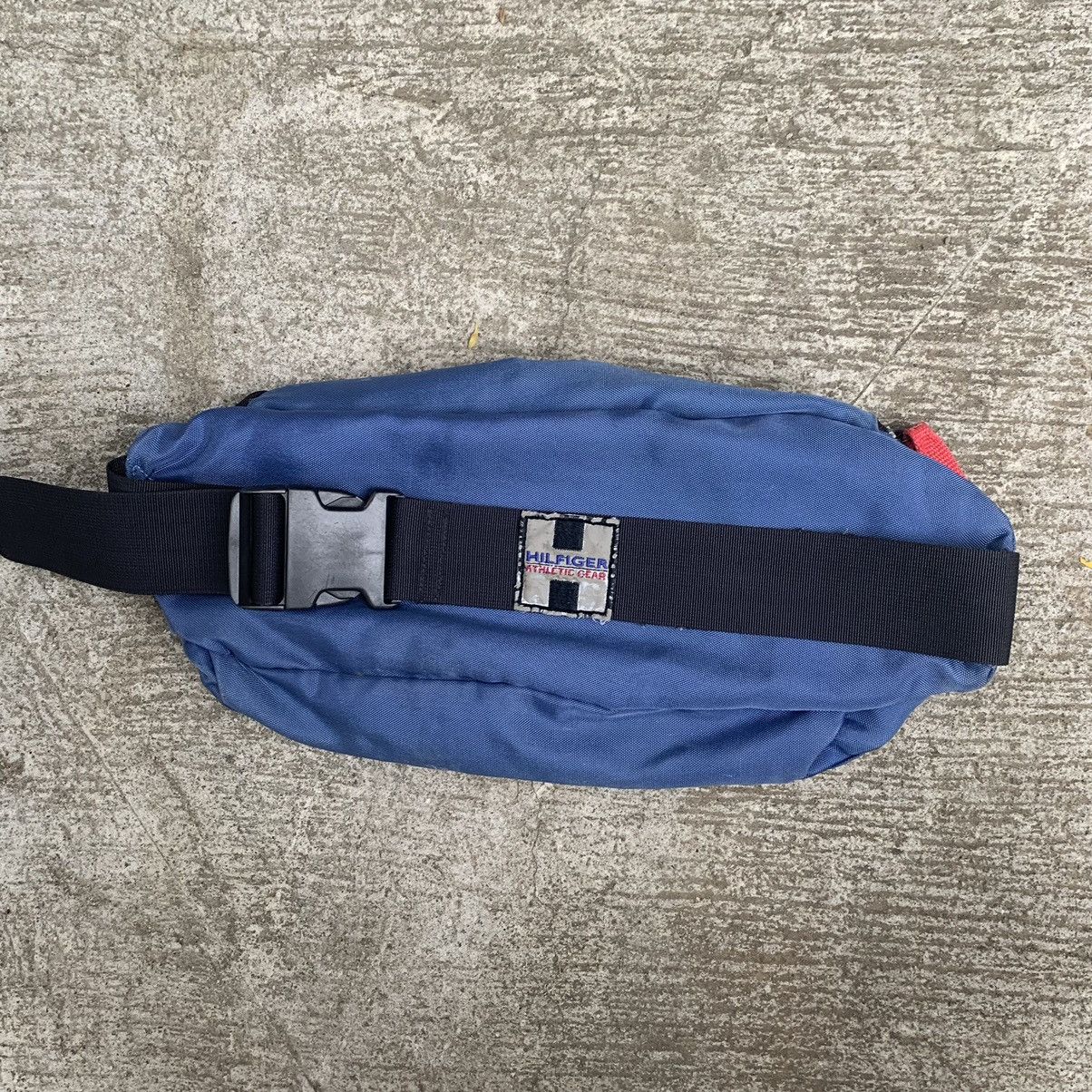 Tommy Hilfiger × Vintage Vintage Tommy Hilfiger Athletic Gear Fanny Pack Size ONE SIZE - 3 Thumbnail